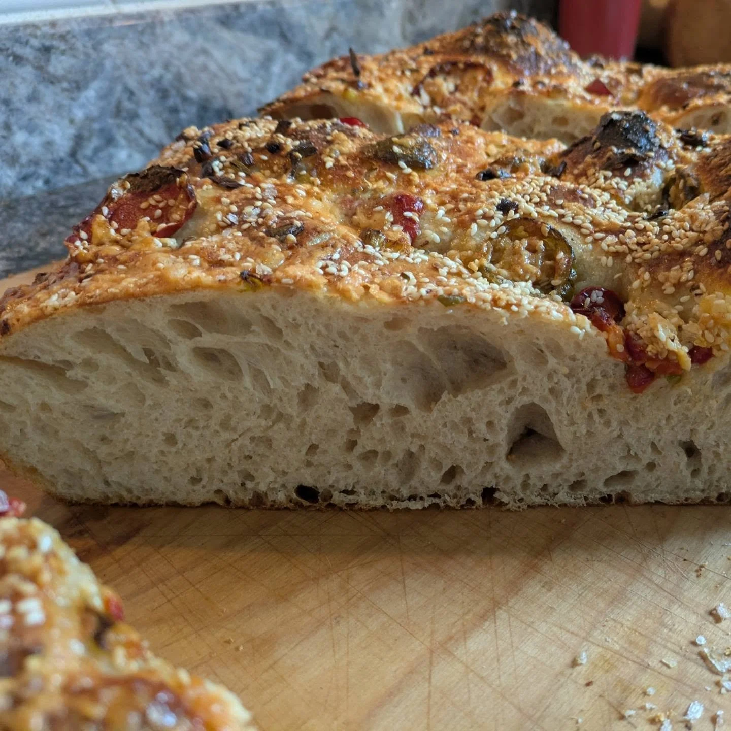 Cheddar + Green Onion + Cherry Pepper + Sesame seed focaccia for today's @freshfarmva Ballston Market!

Every Thursday / 3p-7p

901 N Taylor Street