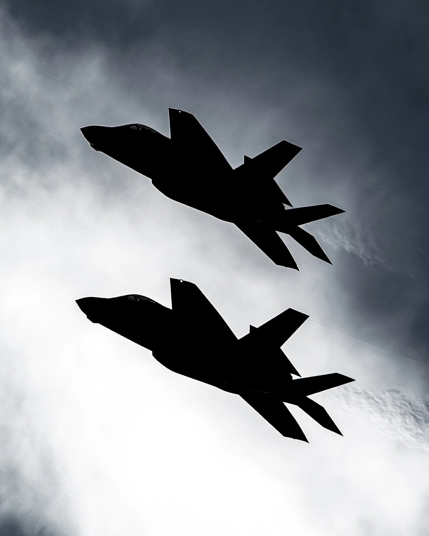 Magpie Tail, Hunter Pilot
#2ocu #75sqn #planespotting #avgeek #raaf #ausairforce #australia #williamtown #raafbasewilliamtown #airshow #magpie #fighterjet #lockheedmartin #f35 #fastjet