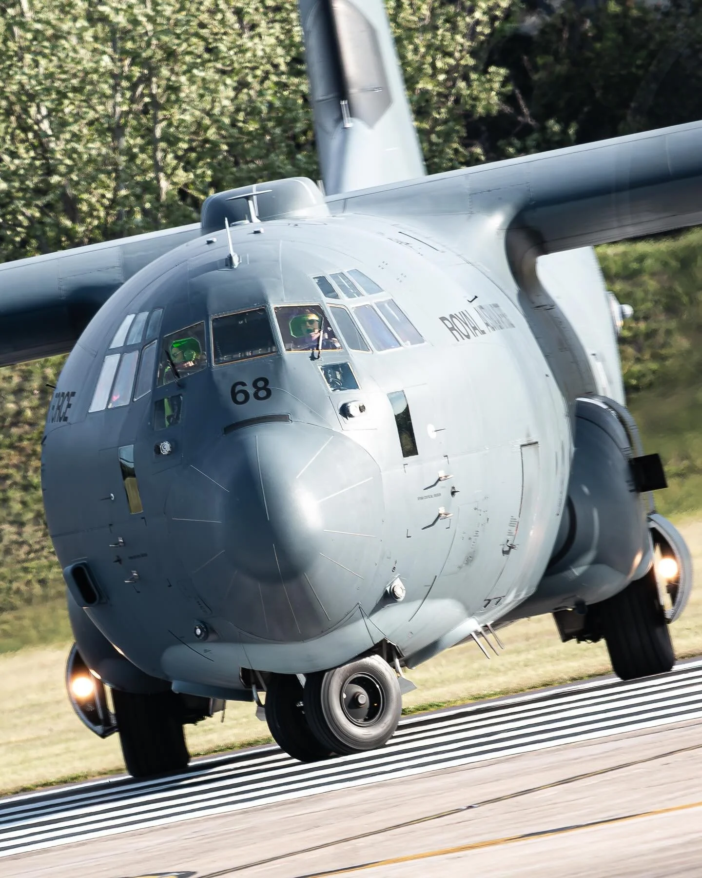 Waiting time is over
@ausairforce 
#aviation #planespotting #avgeek #planes #richmondairshow #richmond #raafbaserichmond #ausairforce #australia #raaf #p8poseidon #f35 #f18 #superhornet #growler #amberley #williamtown #fighterjet #boeing #lockheedm