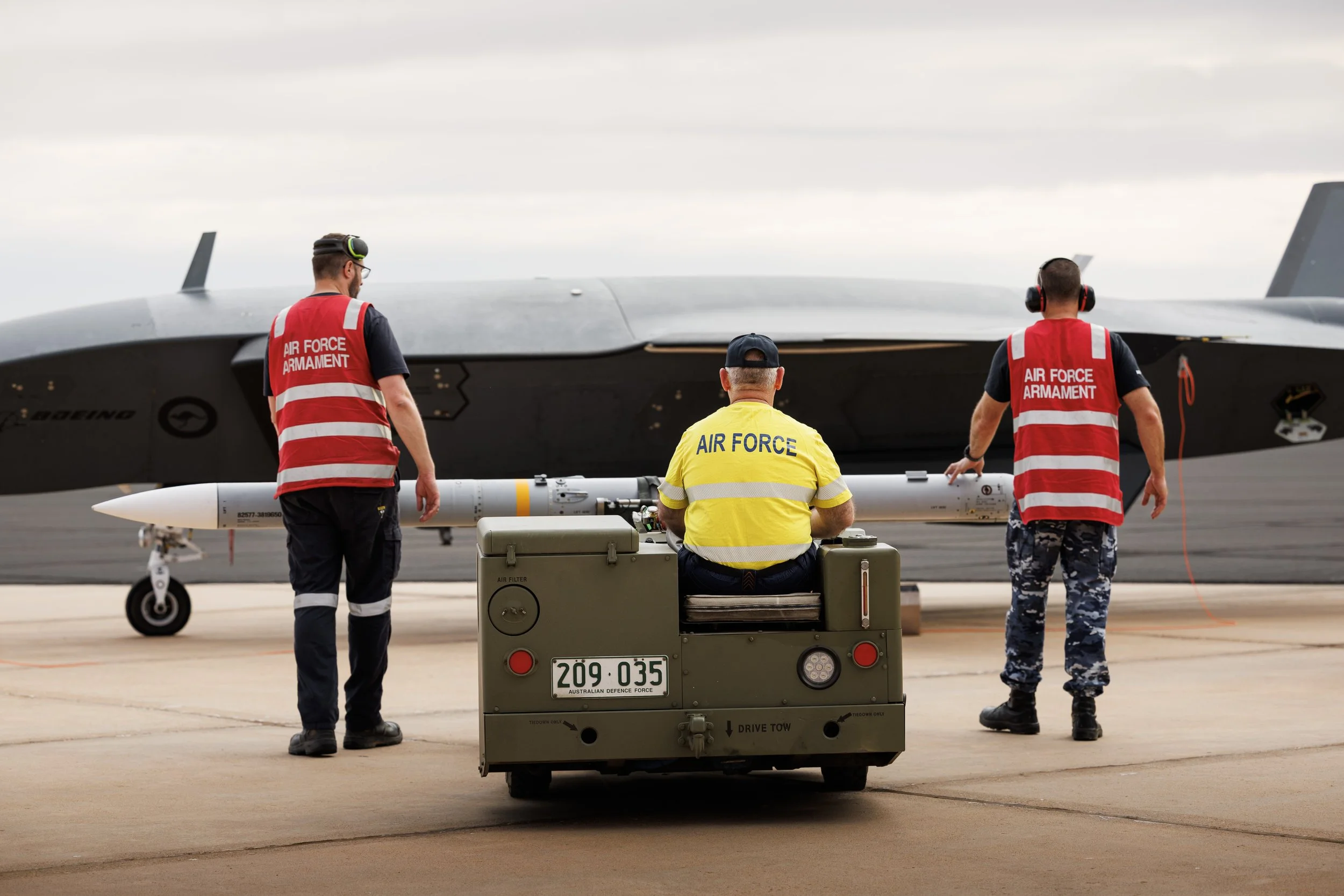 20251206raaf8698645_0002.jpg
