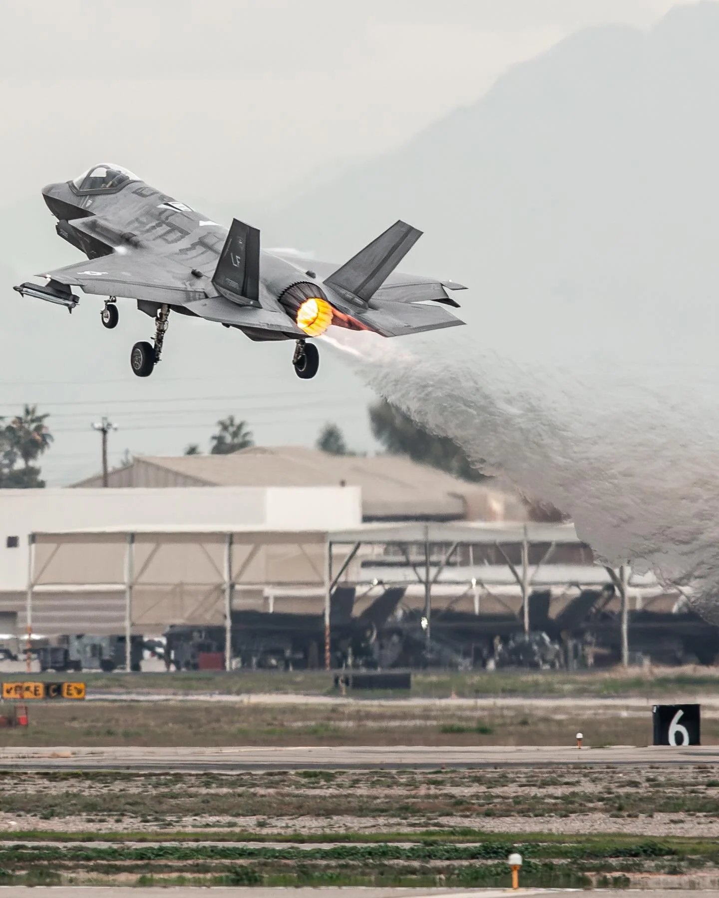Doesn&rsquo;t get more modern than this

#f35 #lukeafb #lockheedmartin #usairforce #aviation
