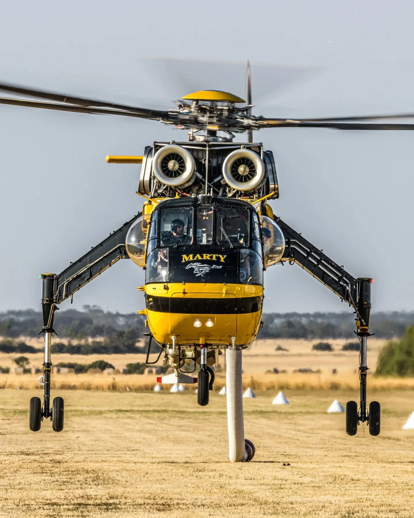 Then The Skycs Come (to Colac).

.
#s64 #skycrane #heliexpress #colac #bushfires