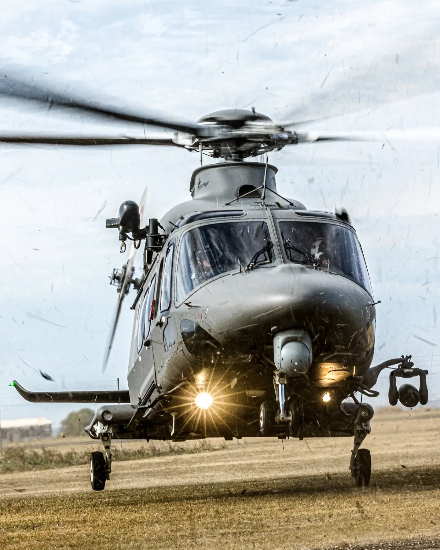 Believe me, the H160 will NOT be the AW139 killer.

.
#nikonphotography #nikon #nikond850 #sigmaphoto #sigma150600 #sigmalens #sigmaphotography #aviation #aviationphotography #planespotting #ambulance #hems #hm #ambulancevictoria #agustawestland #aw1