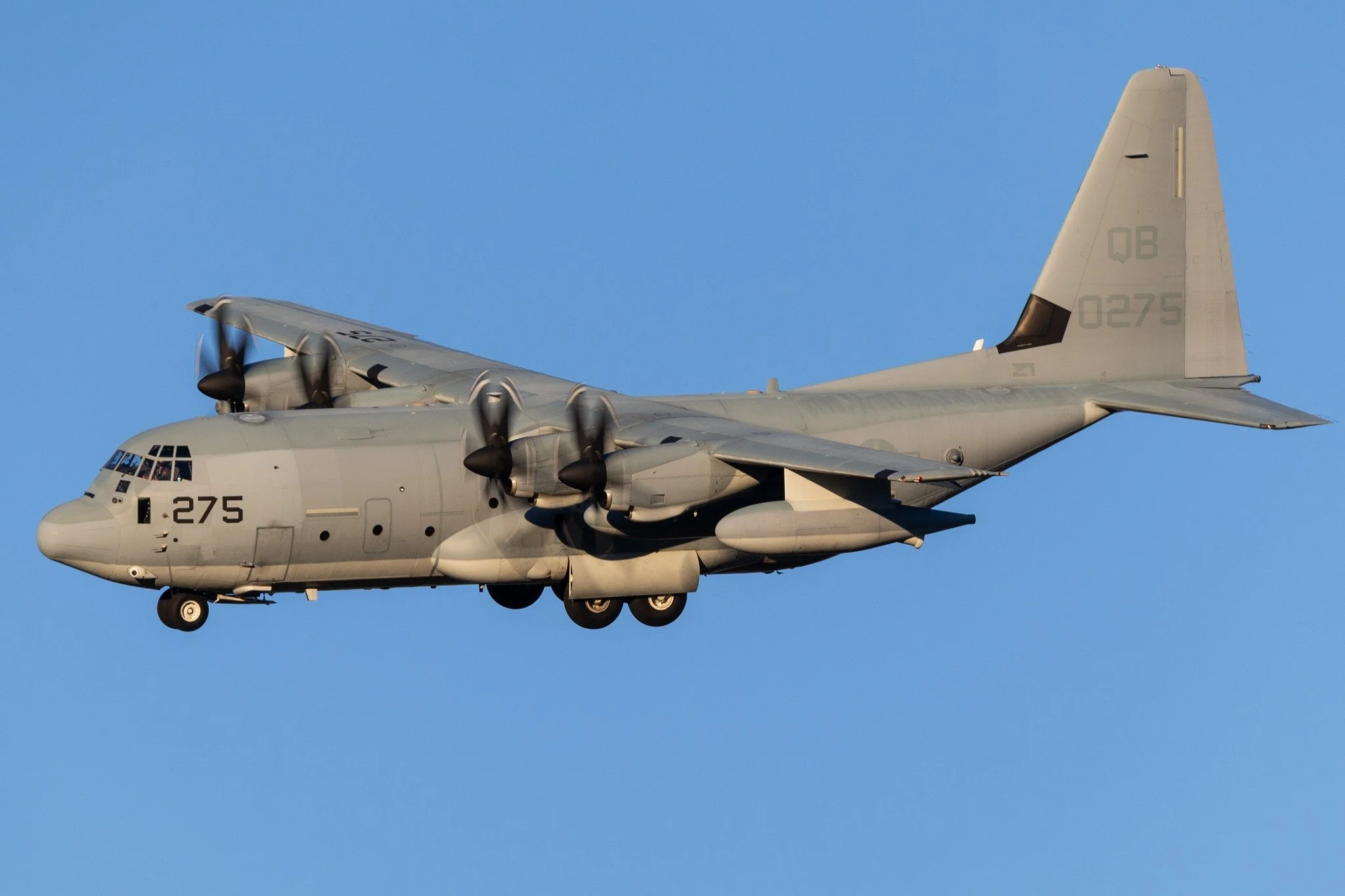 'Sumo 97' turning short final for runway 33 at RAAF Amberley this afternoon