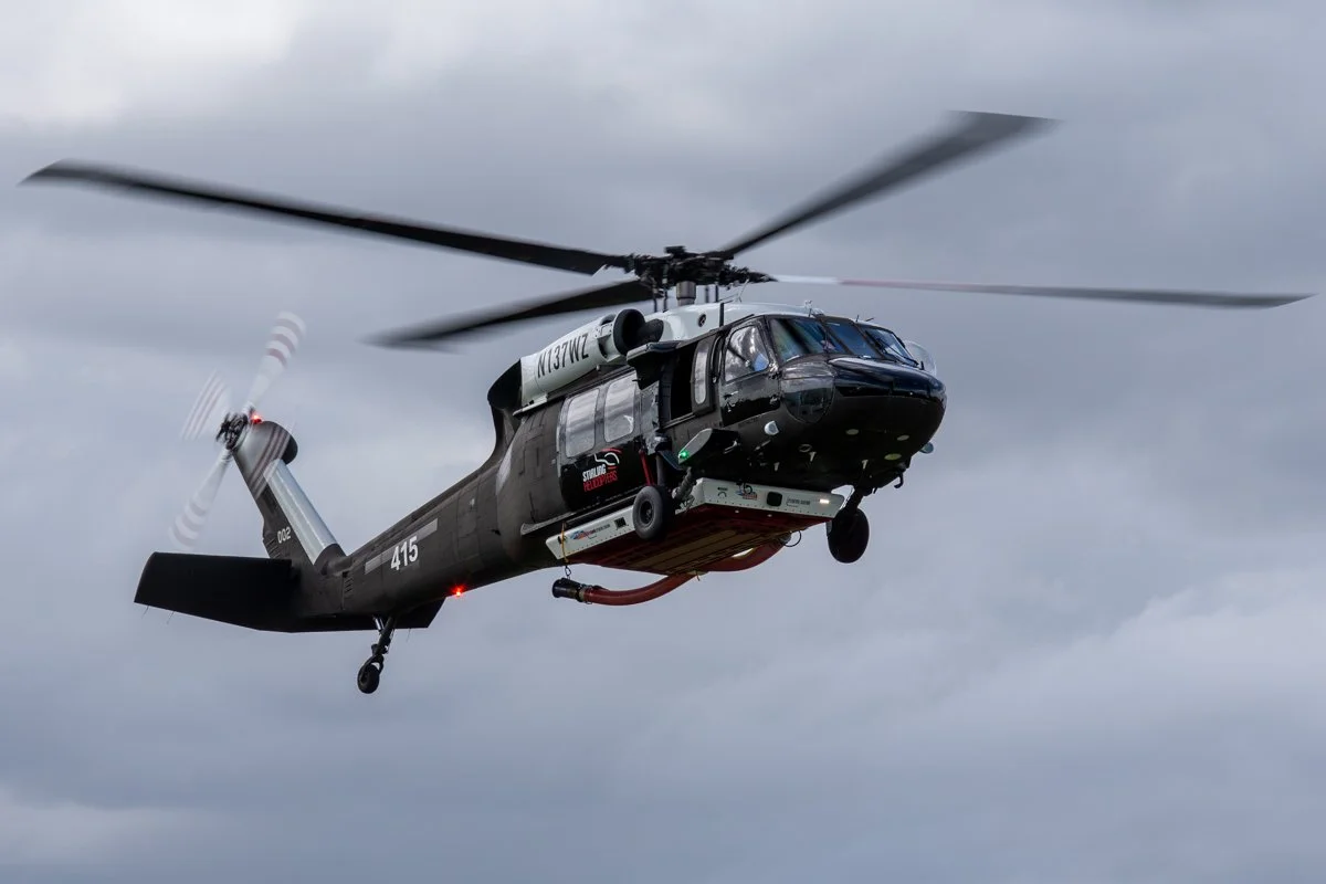 Stirling Helicopters UH-60L N137WZ arriving at Archerfield on Tuesday for a brief fuel stop before continuing on it's journey south for the fire season.