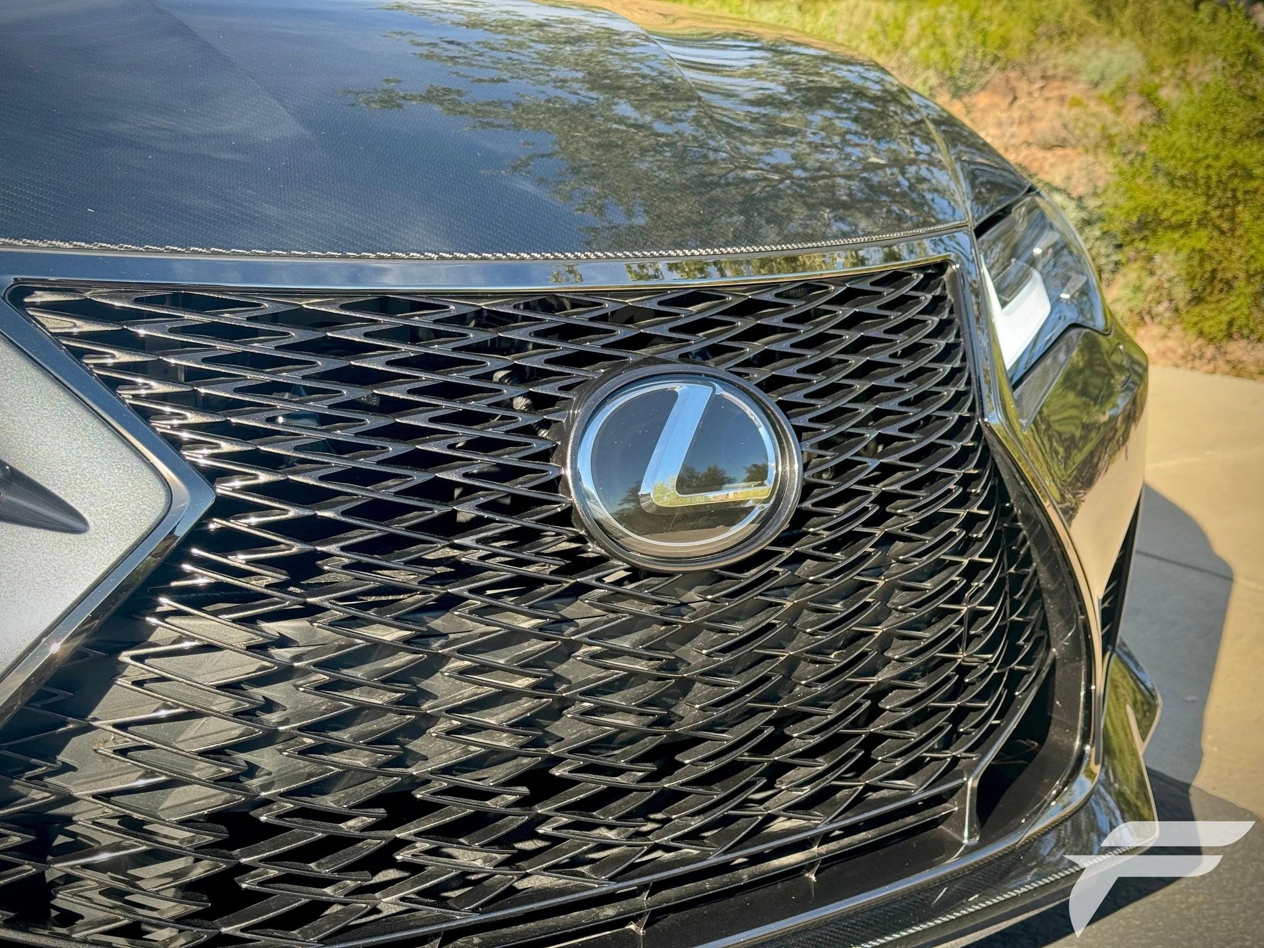 2024 Lexus RC F photo 3