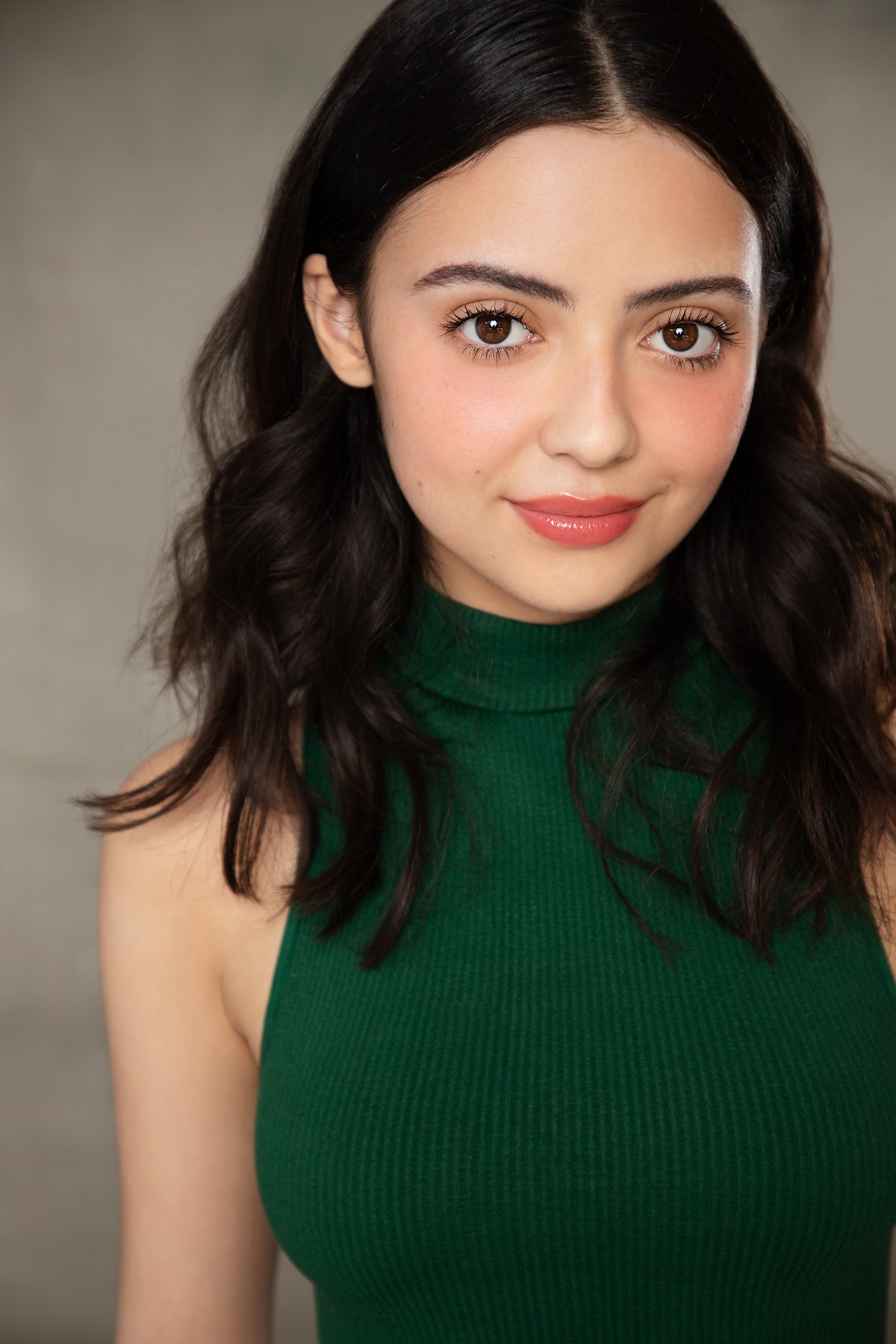 About — Isabella Esler - Actress and Singer