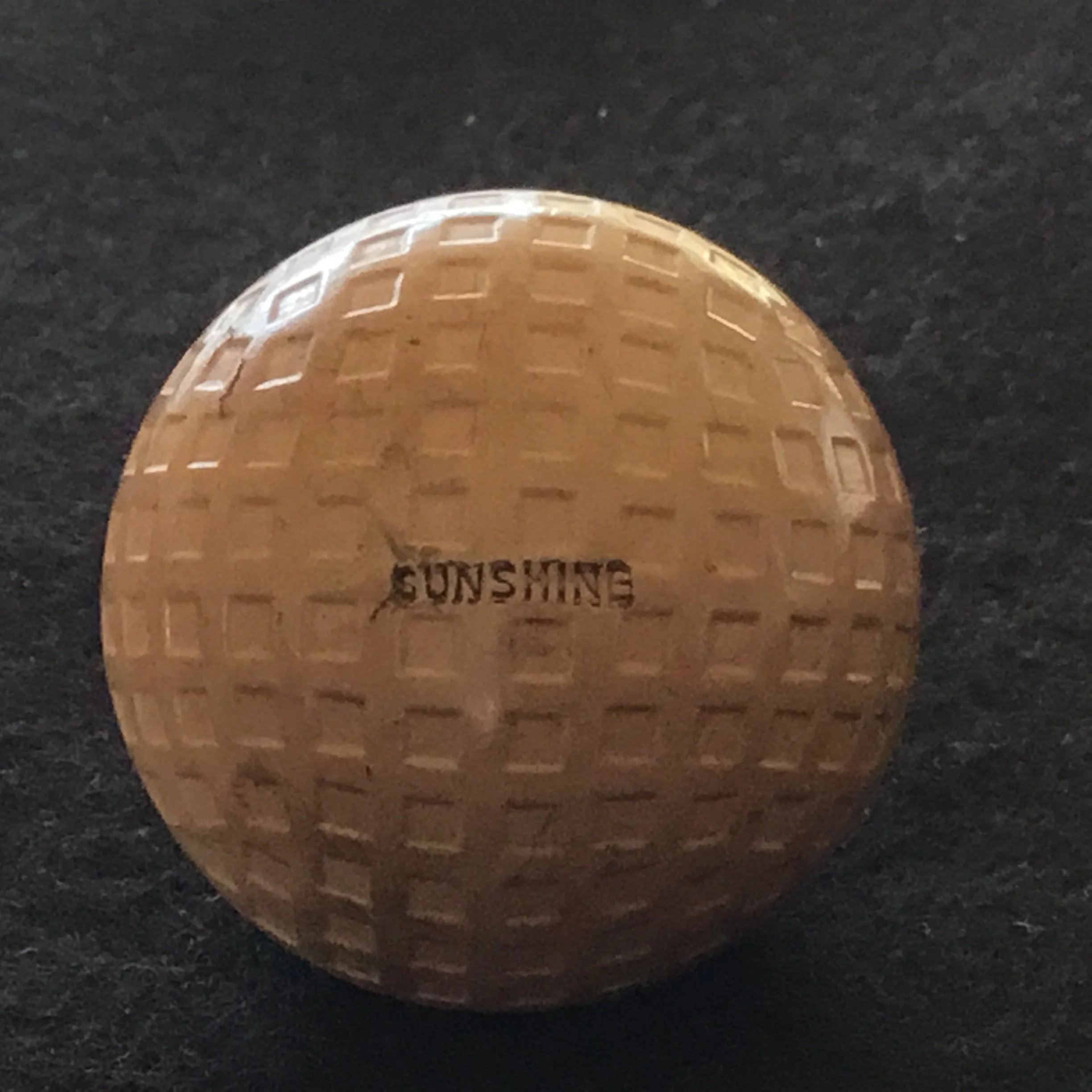 Sunshine Rebuild Square Groove Golf Ball