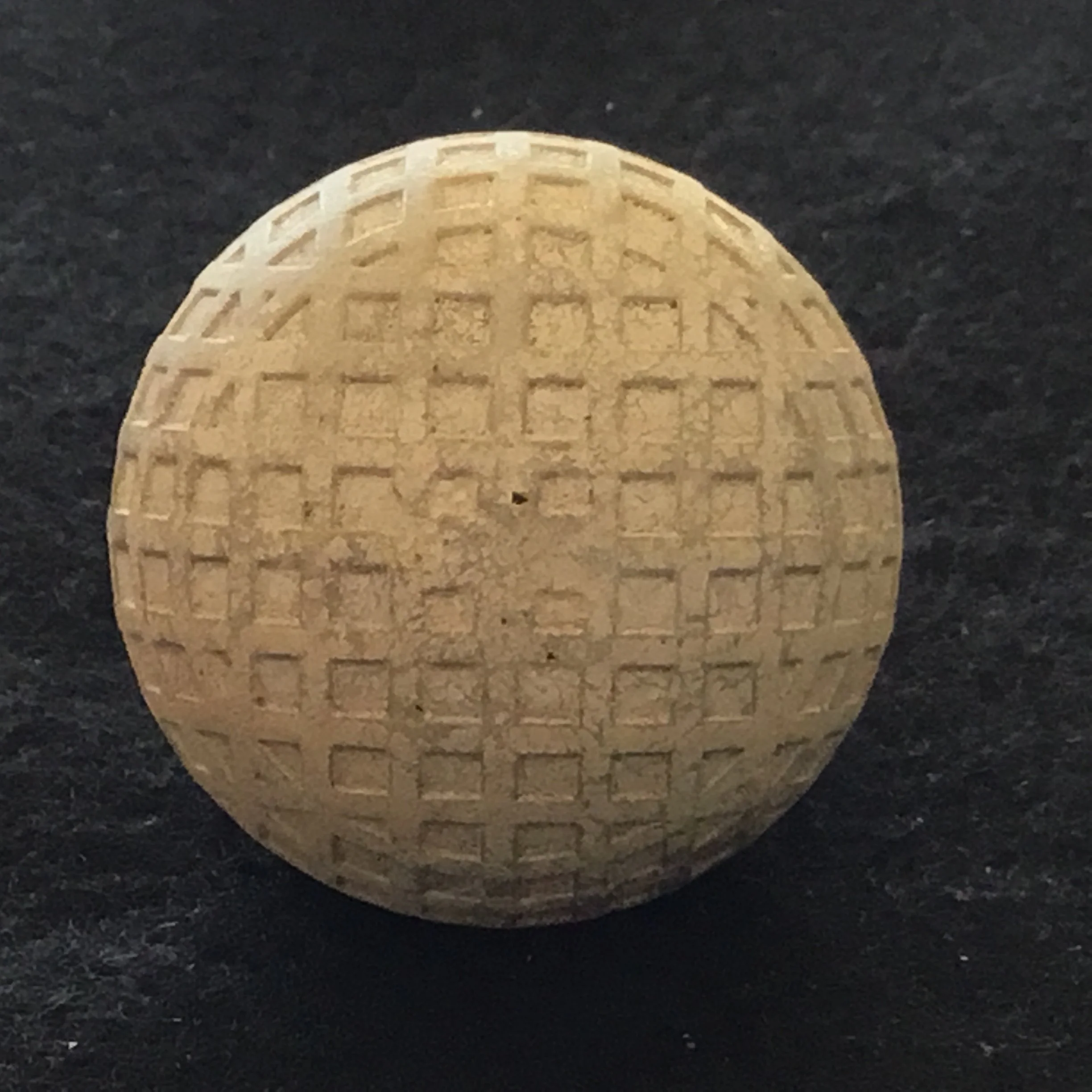 No Name Square Groove Golf Ball