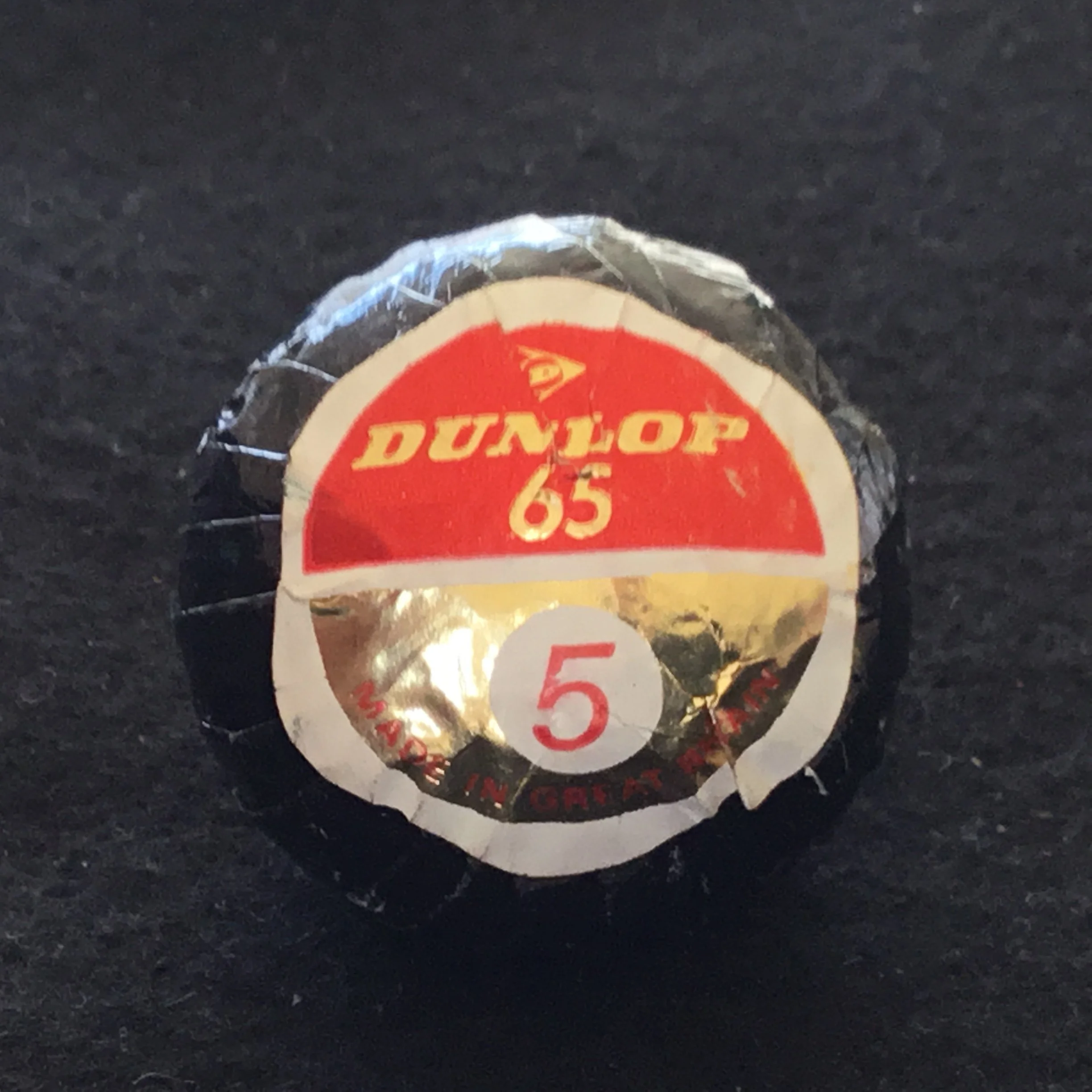 Dunlop 65 wrapped golf ball