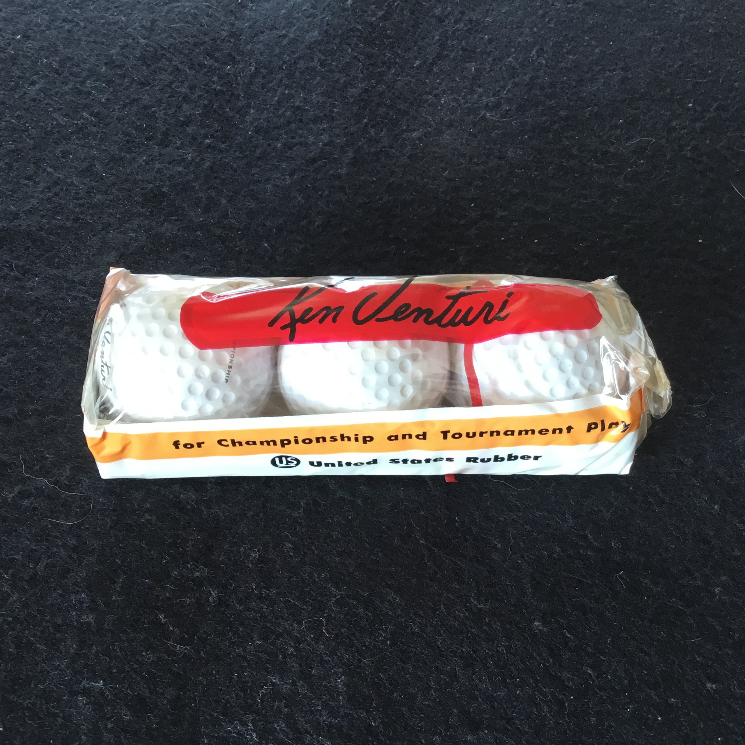 Ken Venturi - Sleeve of three Autographed balls