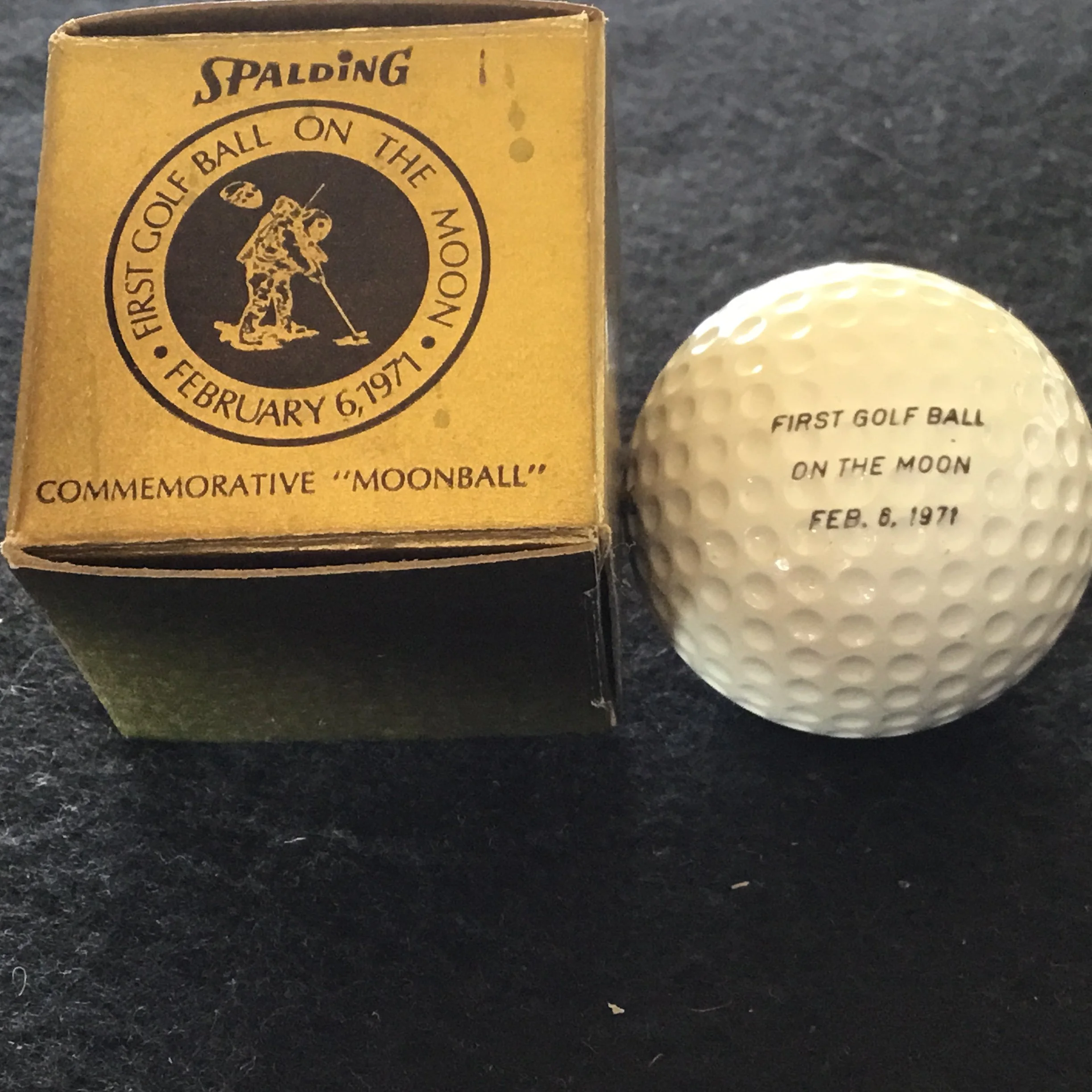 Spalding 1971 Commemorative boxed Moon ball