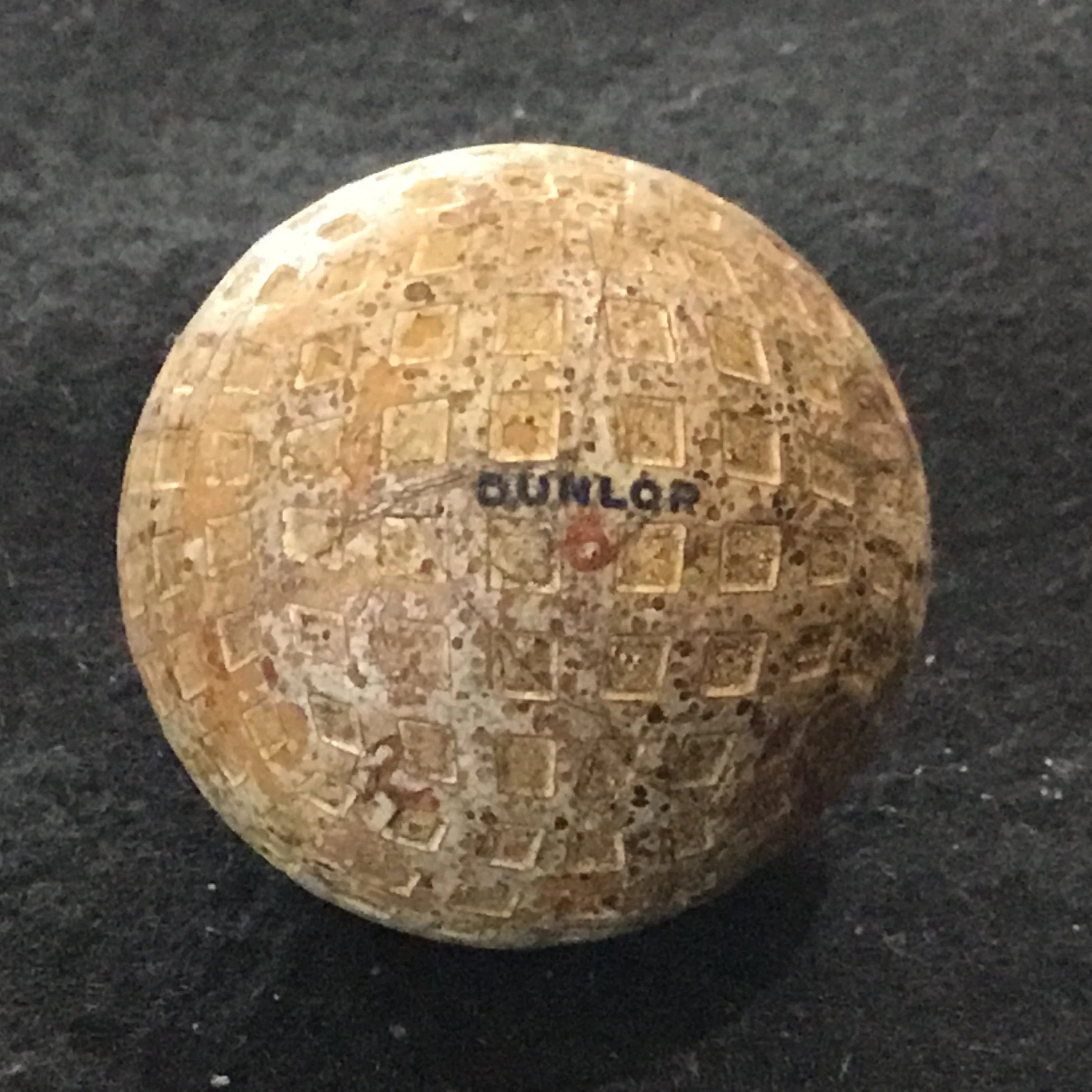 Dunlop Square Dimple Golf Ball