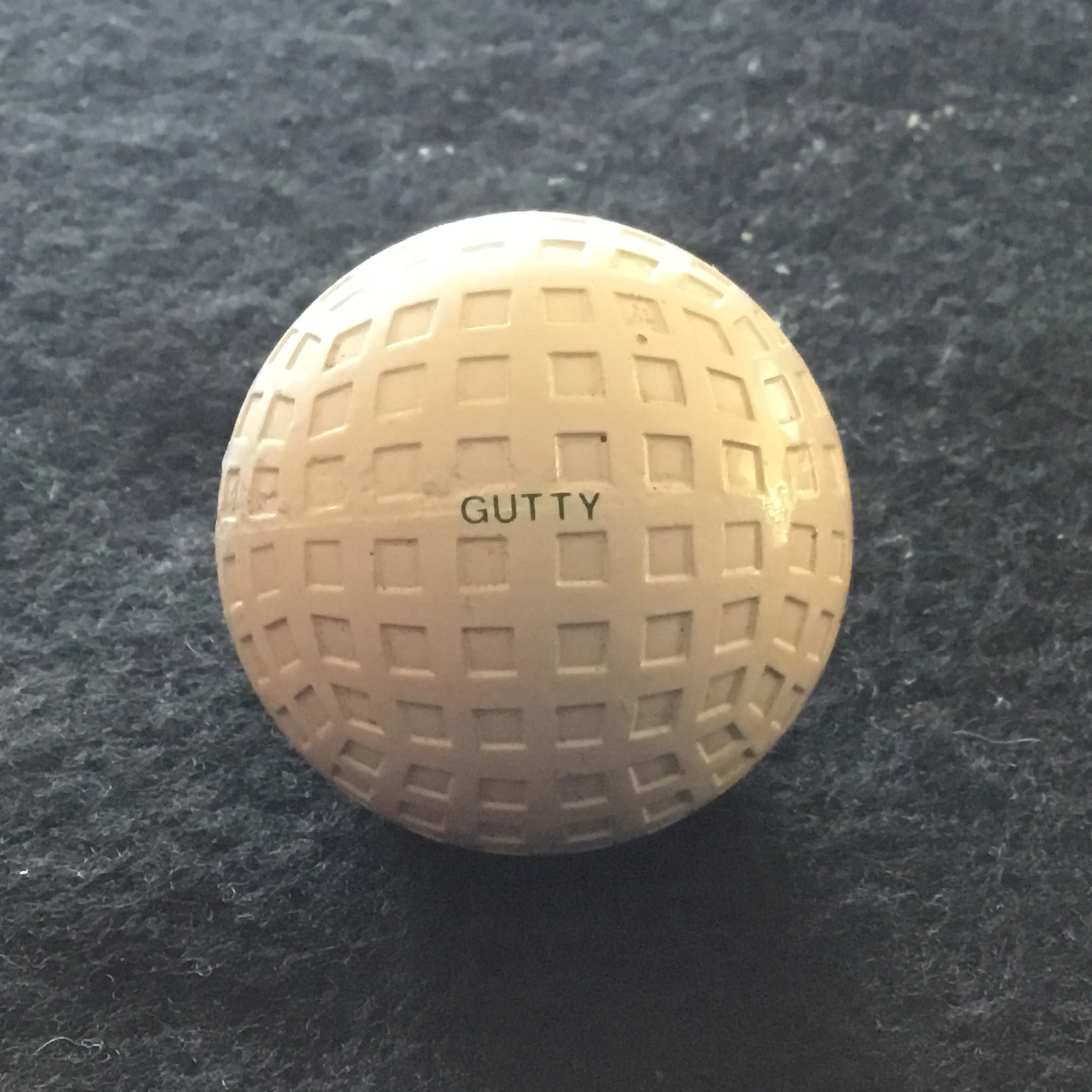 Gutty Square Groove Replica Golf Ball