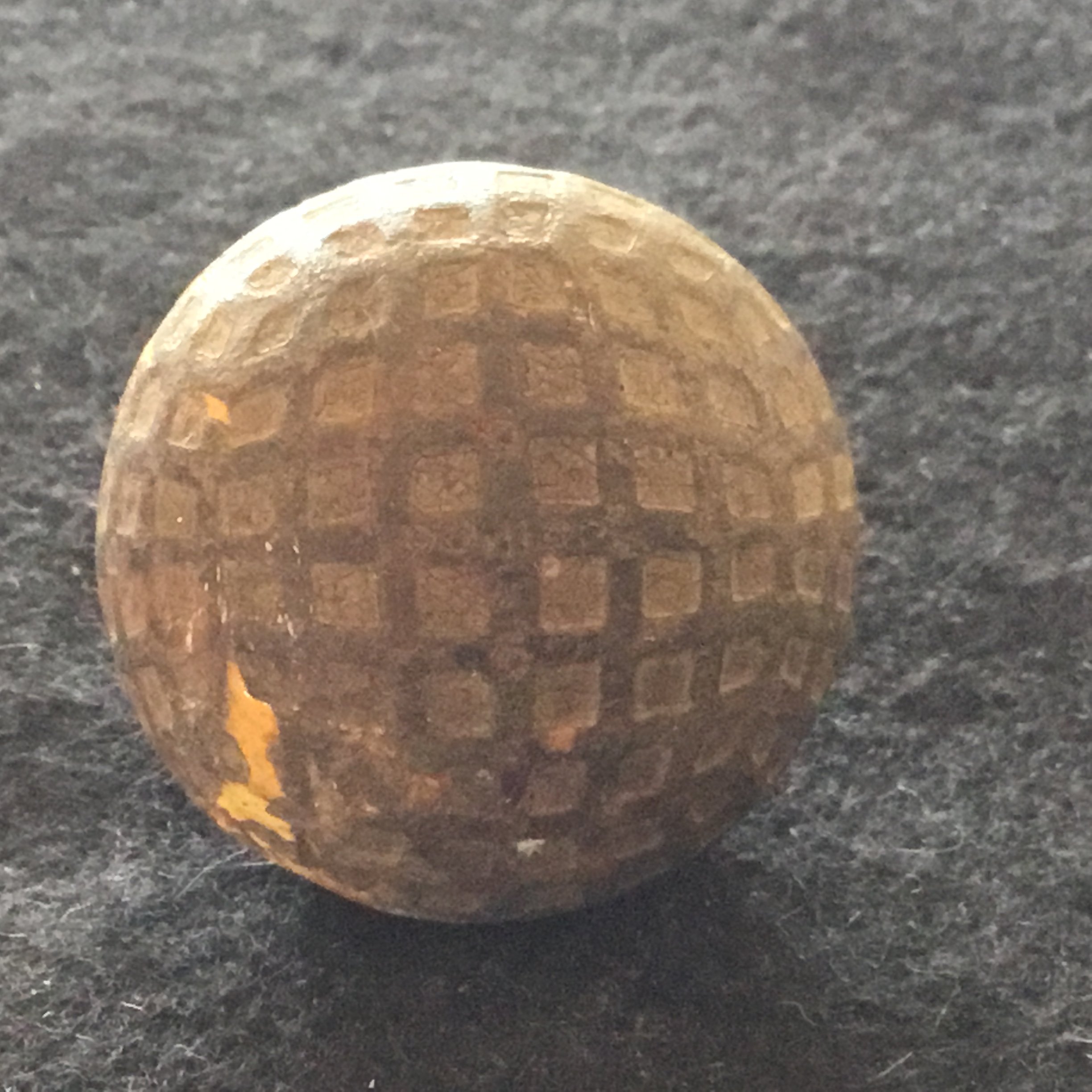 Dunlop Square Mesh Gutta Percha Ball