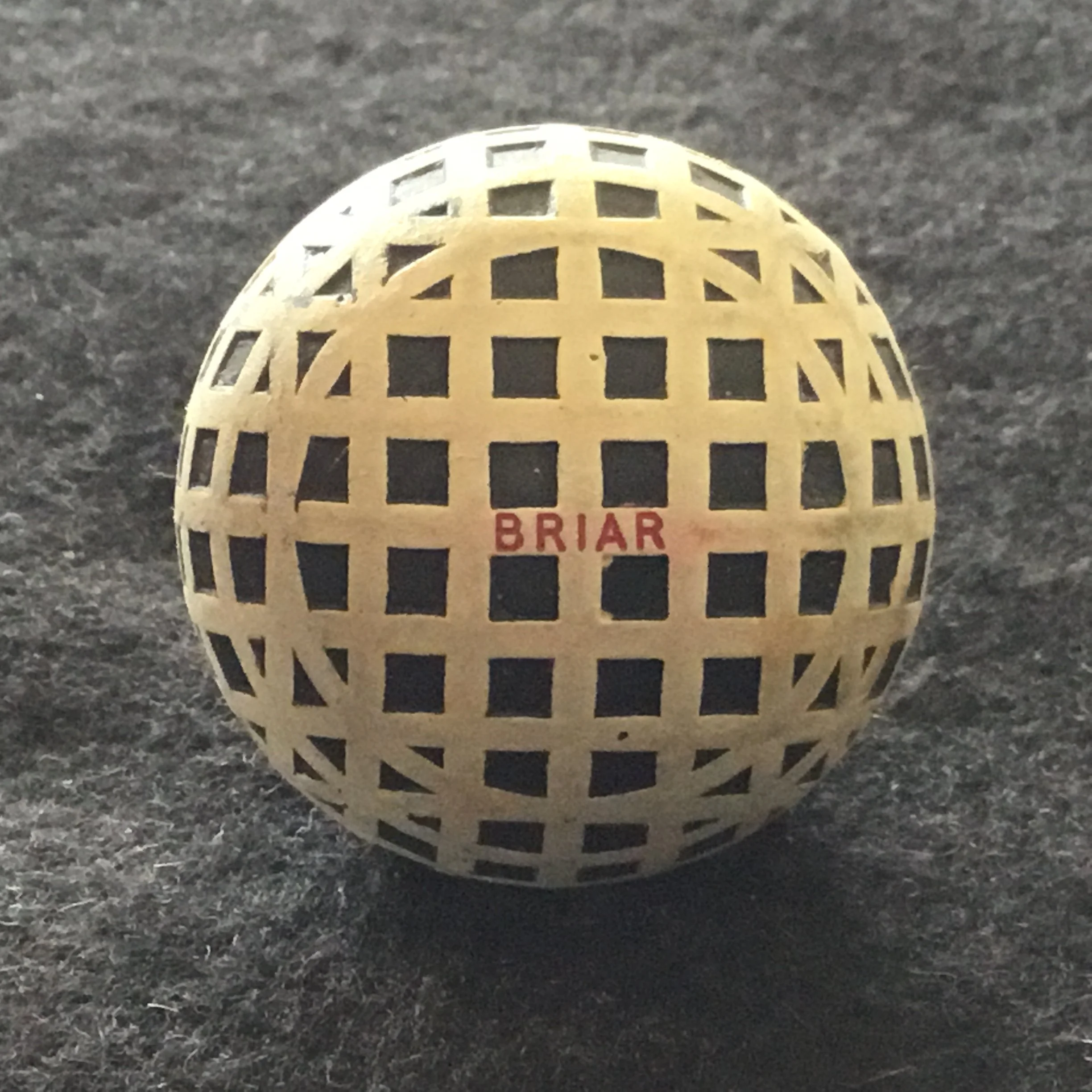 Briar - Square Mesh Gutta Percha reconditioned pond ball