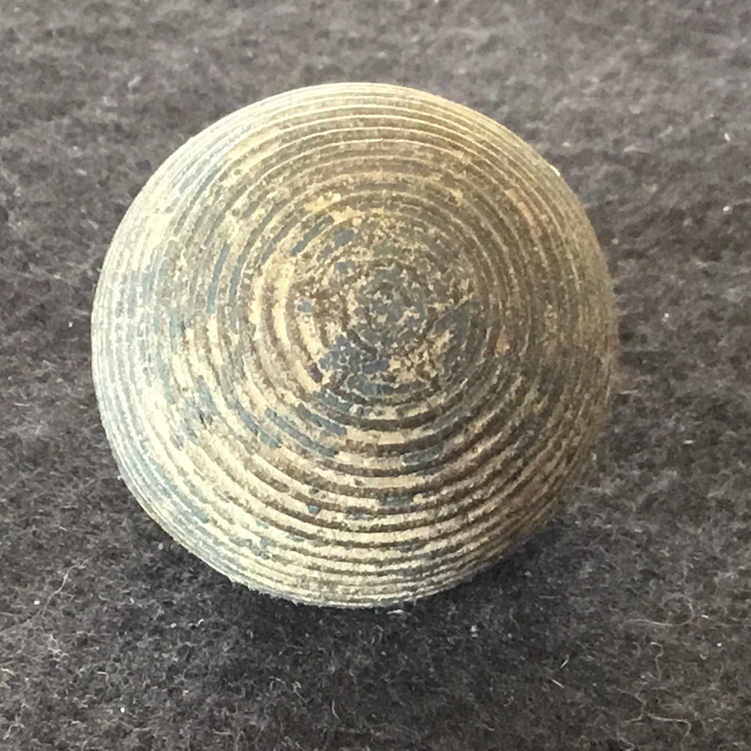 Line Cut Gutta Percha Ball- unidentifiable