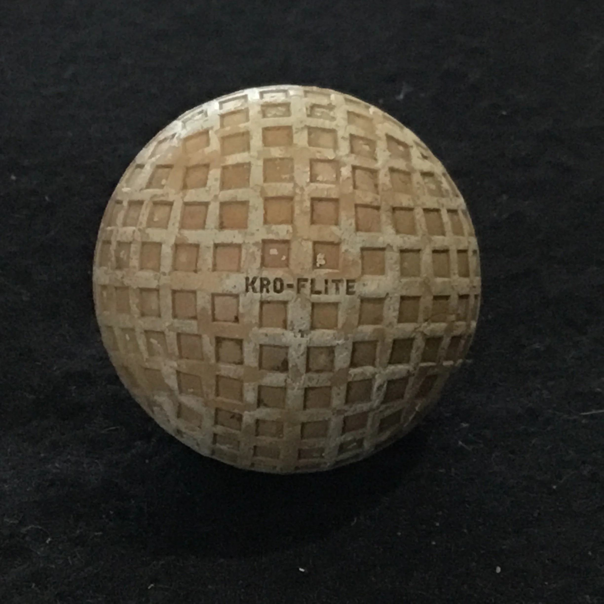 Spalding Kro Flite Square Mesh Gutta Percha Ball