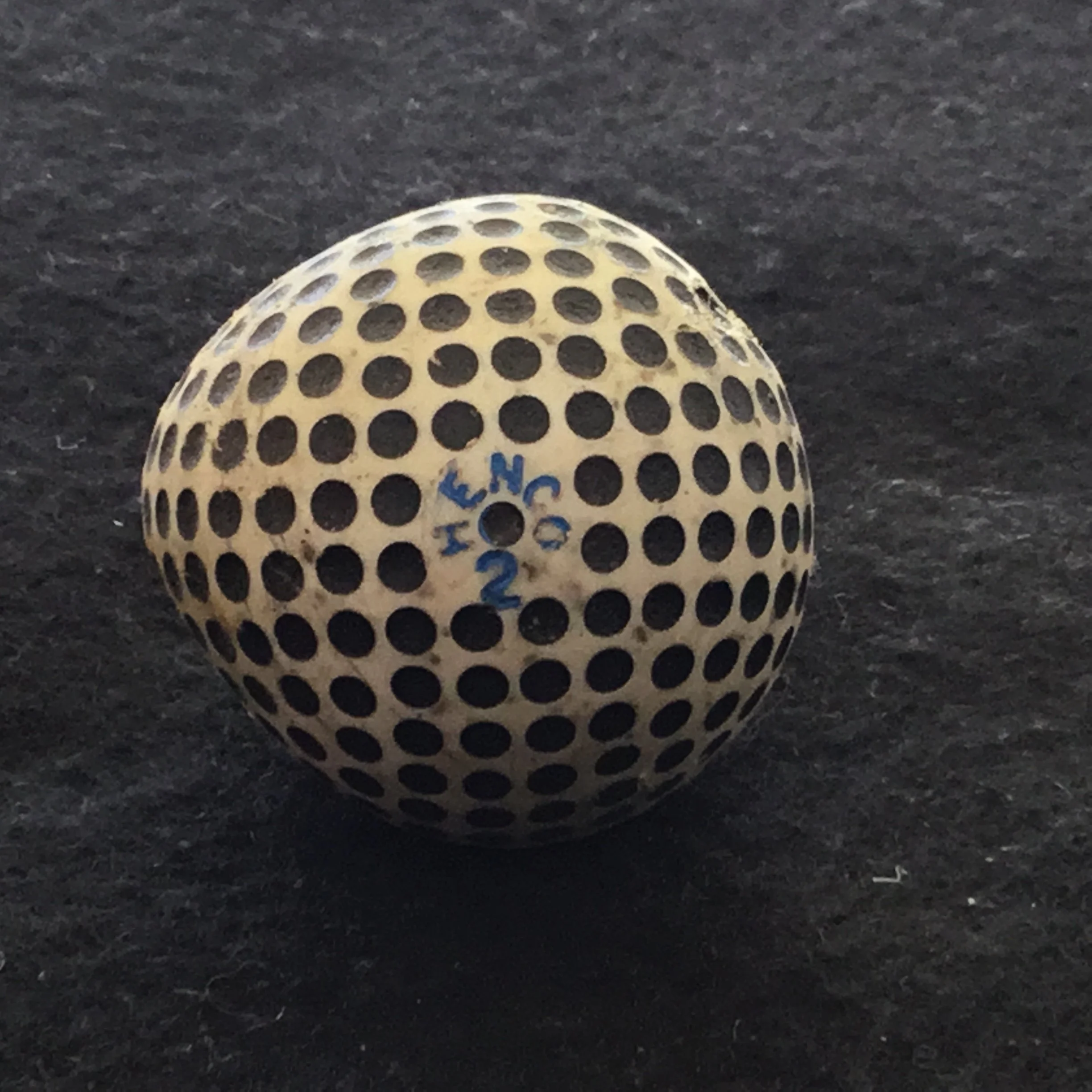 Henco Small Dimple reconditioned pond ball