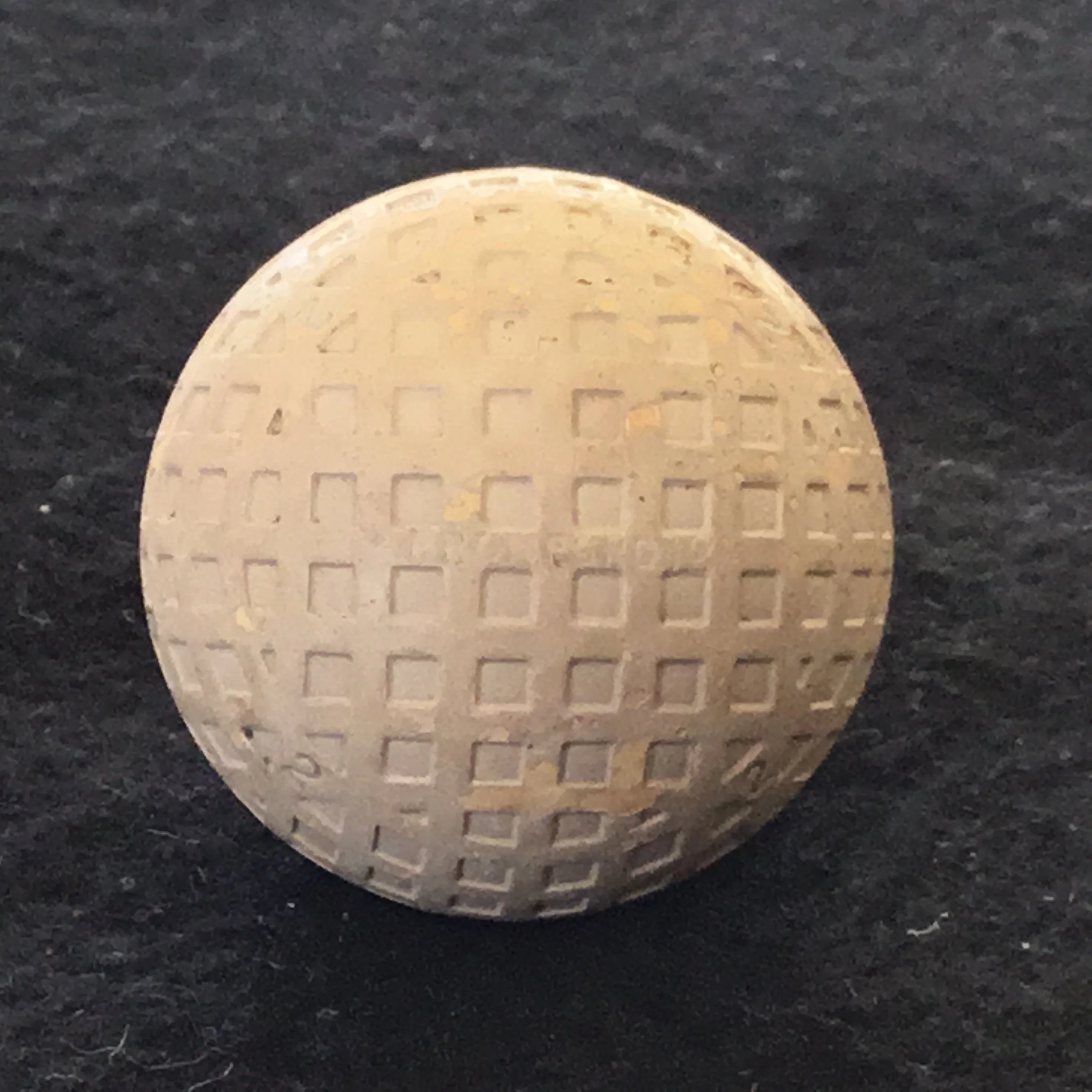 Bromford12 - PGA Square Mesh Gutta Percha Ball