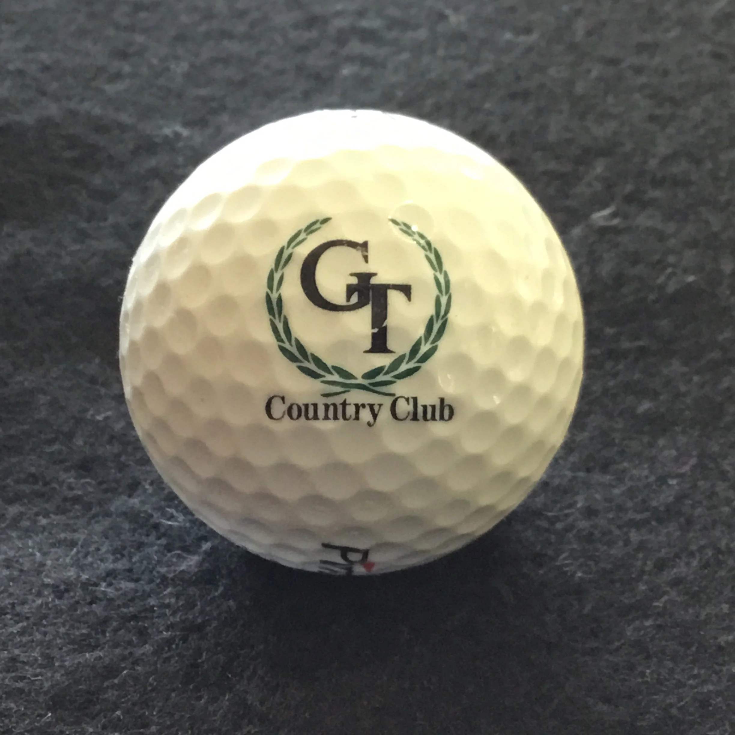 GT in wreath Country Club