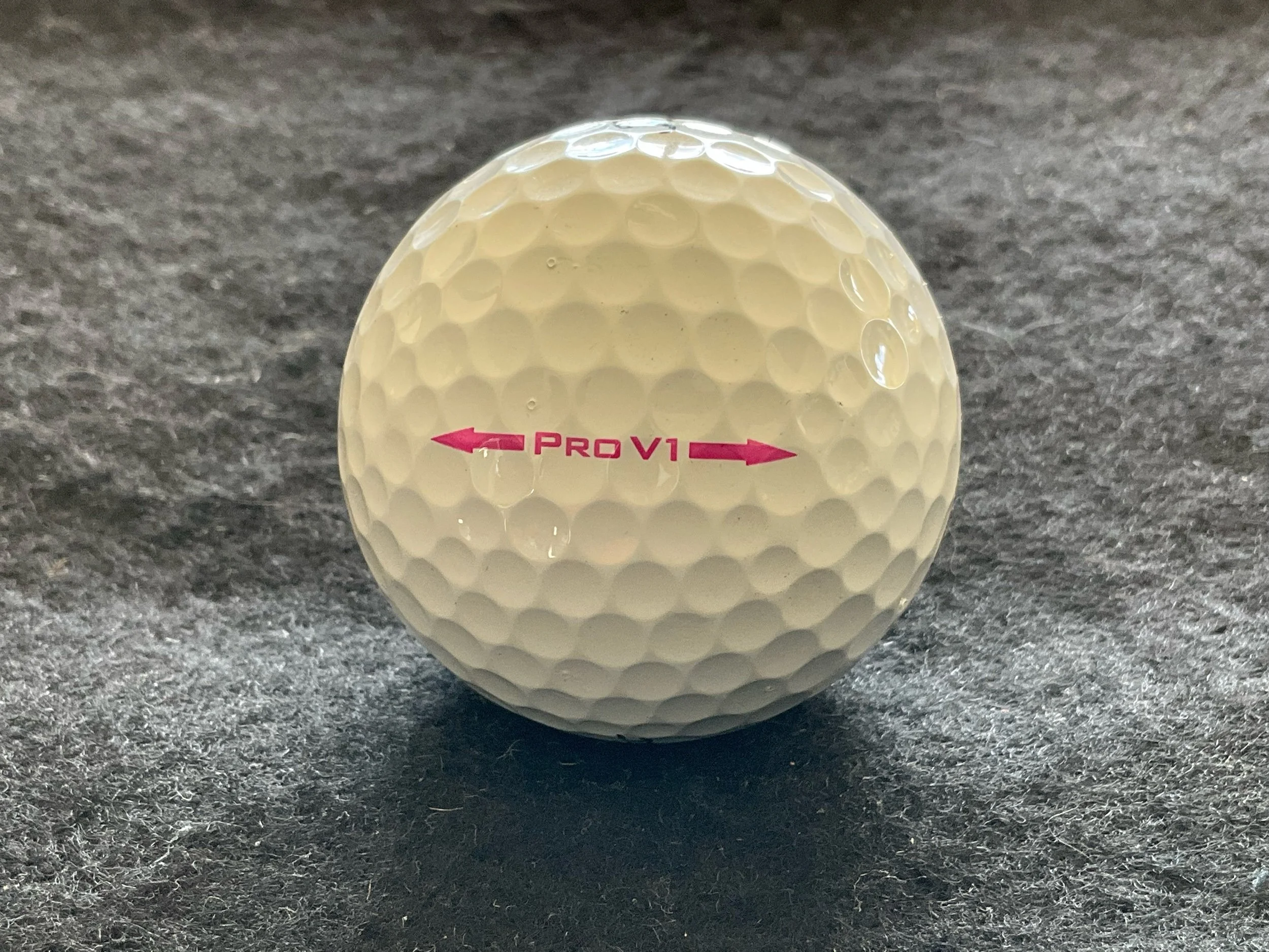 Titleist - Pro V1