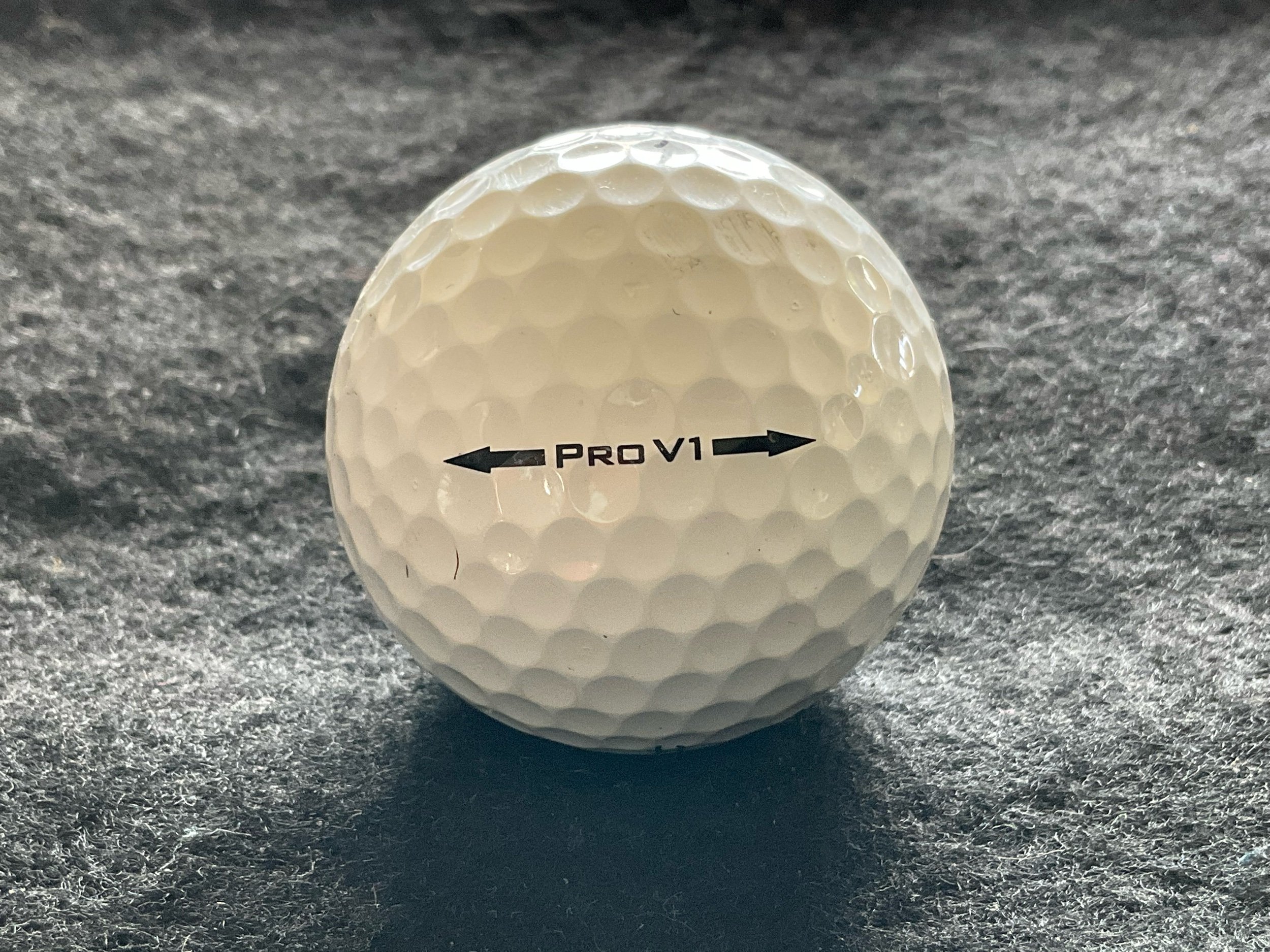 Titleist - Pro V1