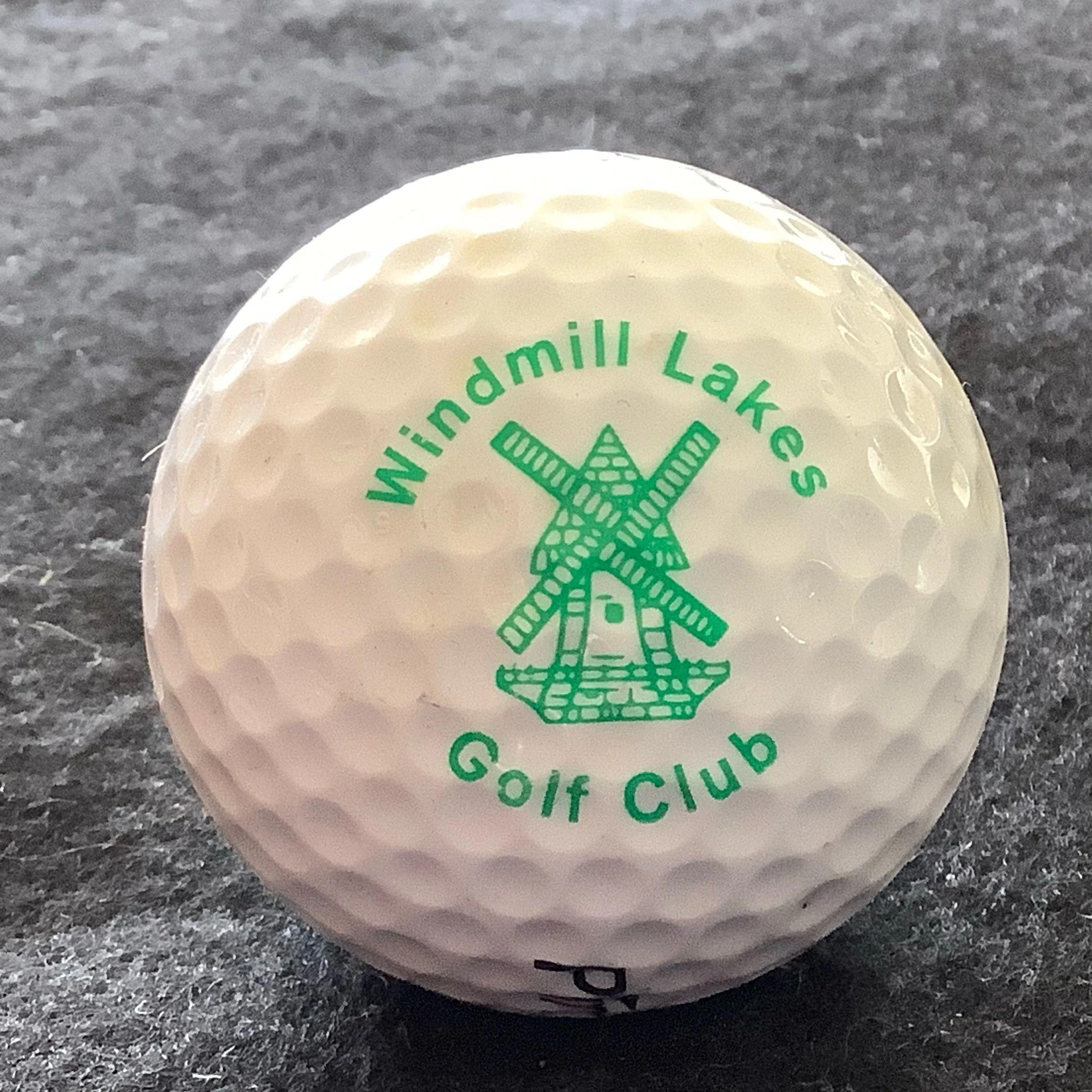 Windmill Lakes Golf Club 