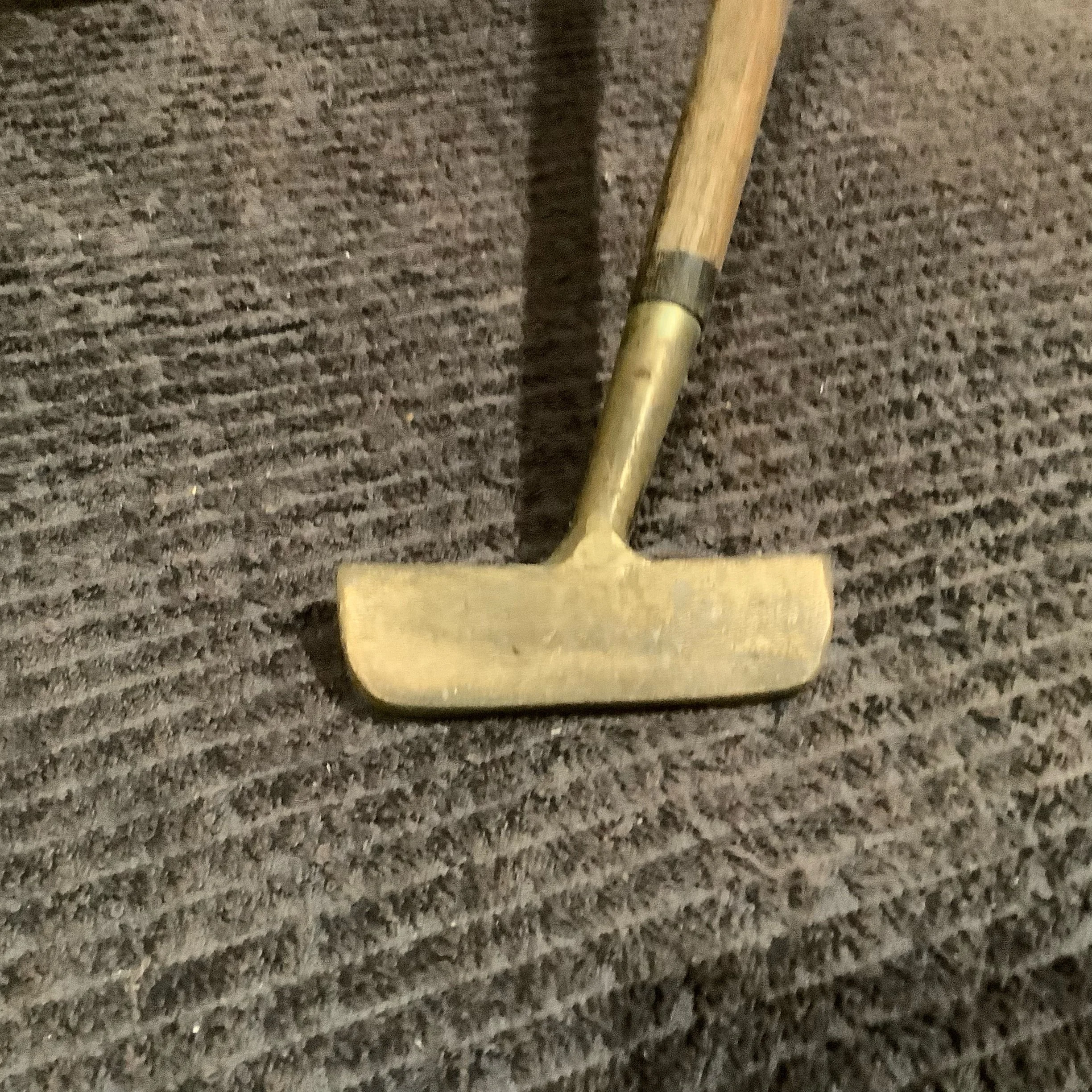 Putter - Double Sided Wooden Shaft 