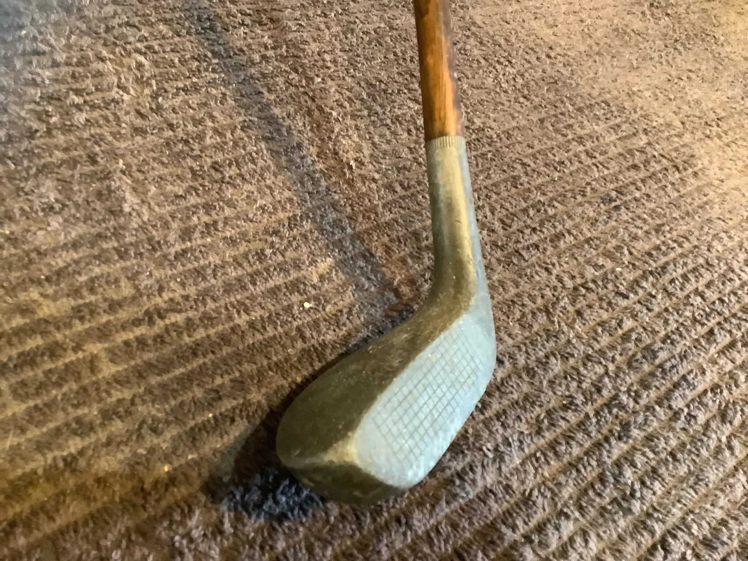 Putter - Braid Mills Mallet Head Aluminium Flat Lie 10 ozs 2 reps Hickory Shaft 