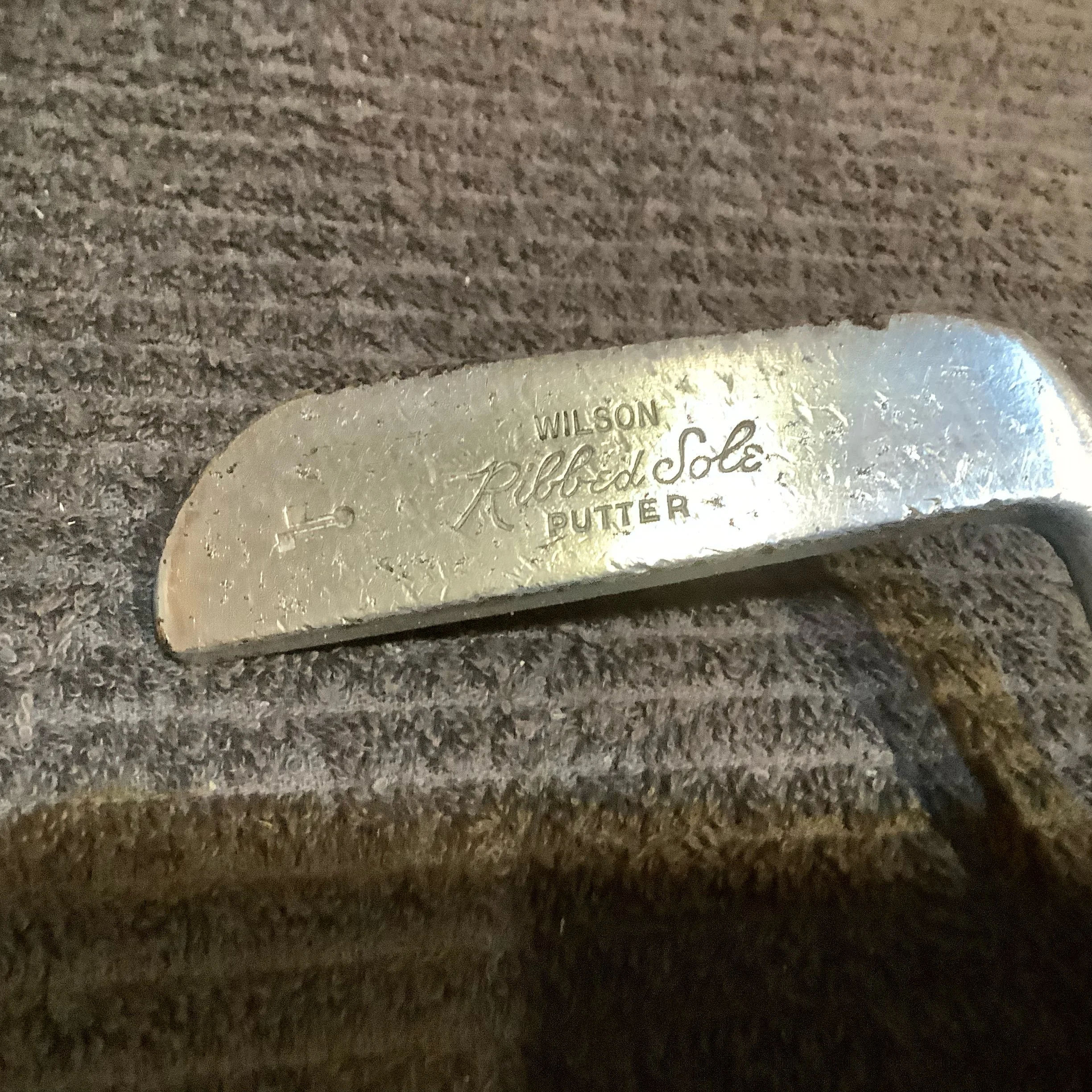 Putter - Wilson Ribbed Sole Cane ite Shaft 