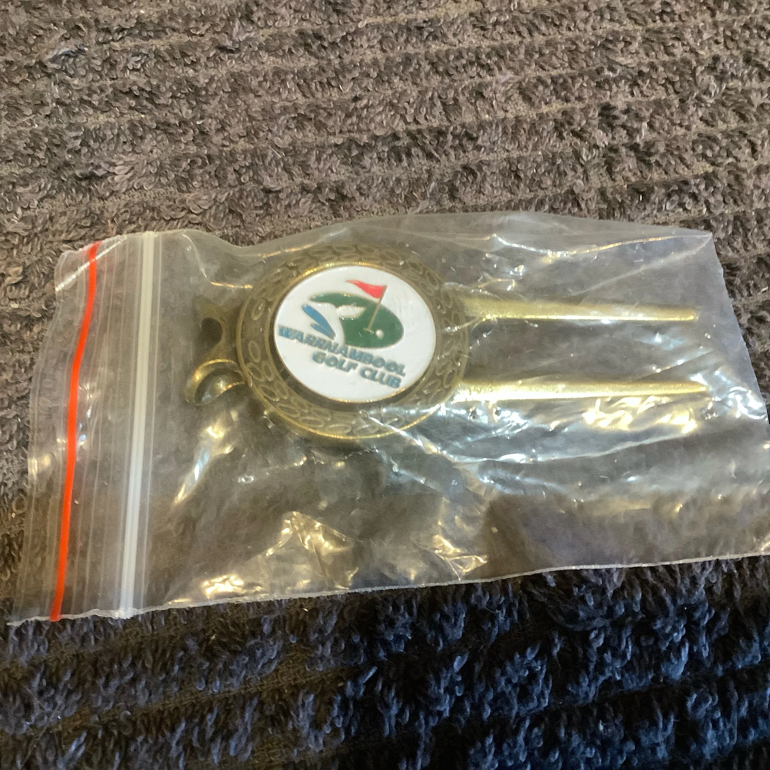 Warrnambool Golf Club Plug Lifter and Ball Marker 