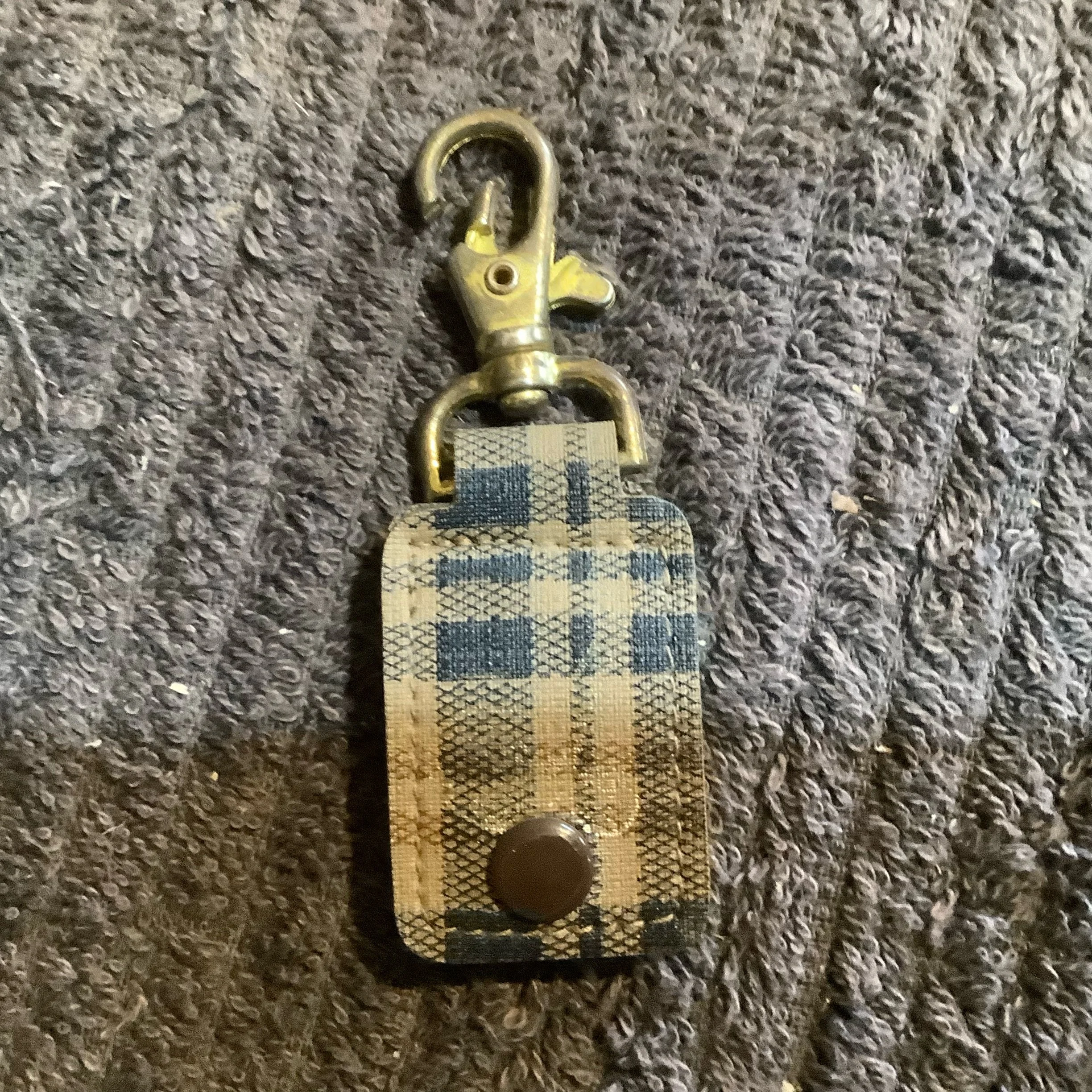 Old Course St Andrews Ball Marker in Bag Tag Holder