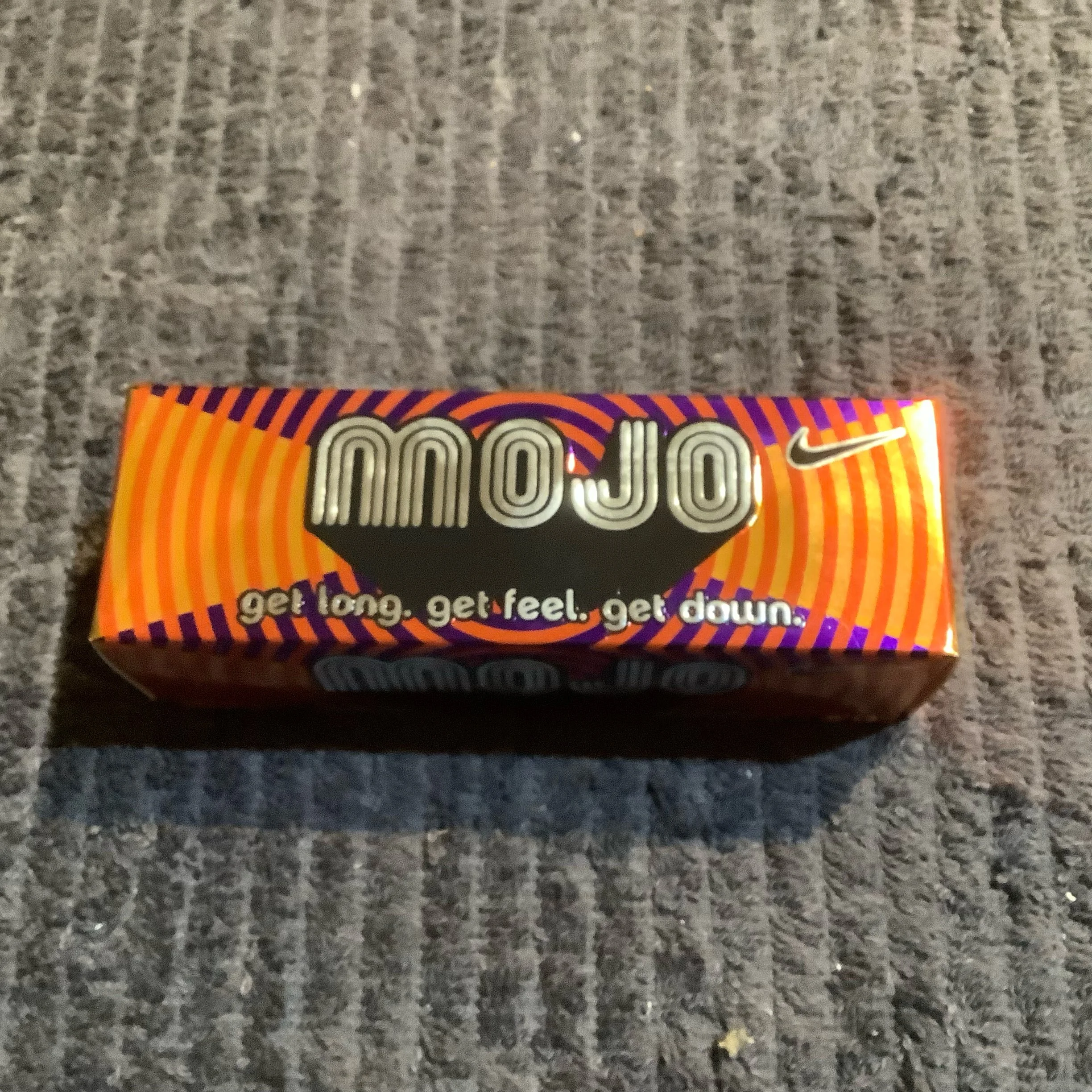 Nike Mojo Sleeve of Three Balls