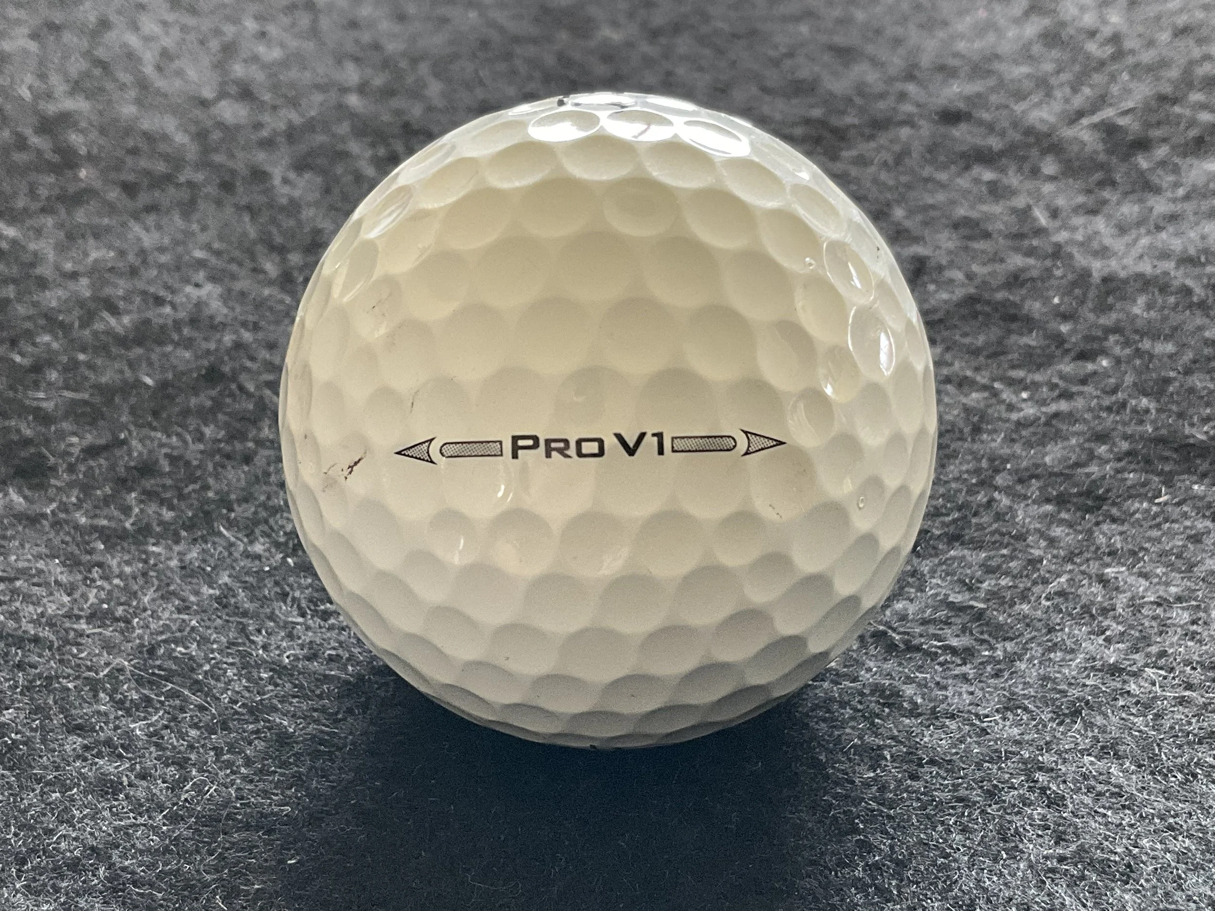 Titleist - Pro V1