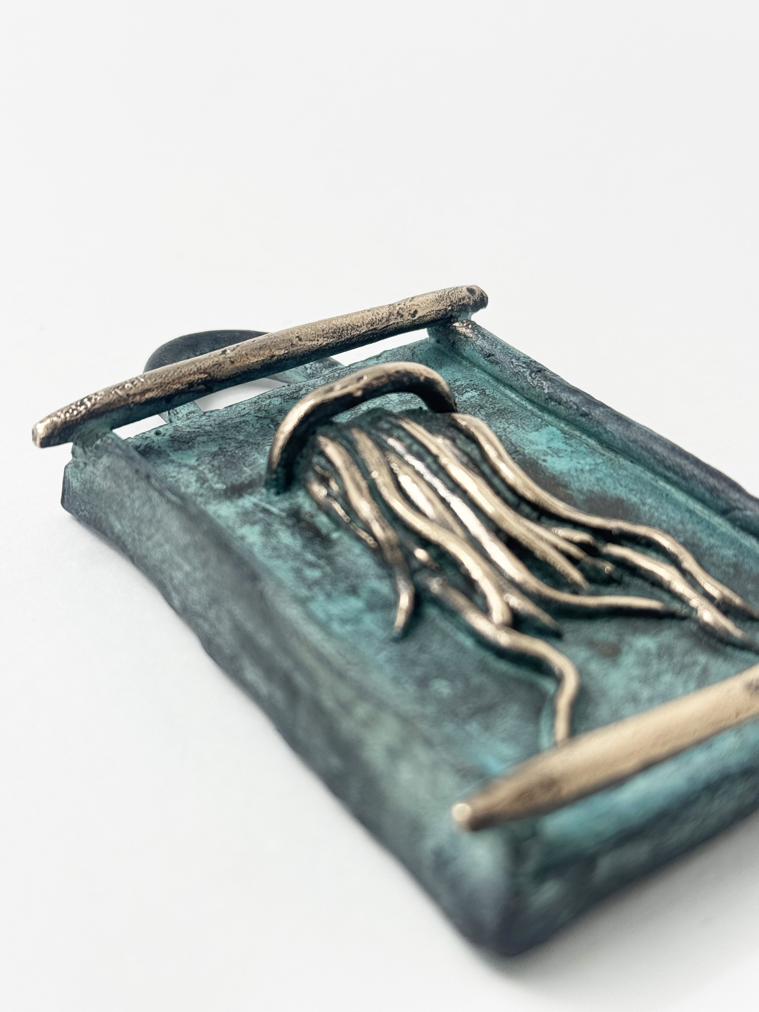 NUK-053(d), Uden titel, 2026. Bronze skulptur ca. 10 x 6 cm2.jpg