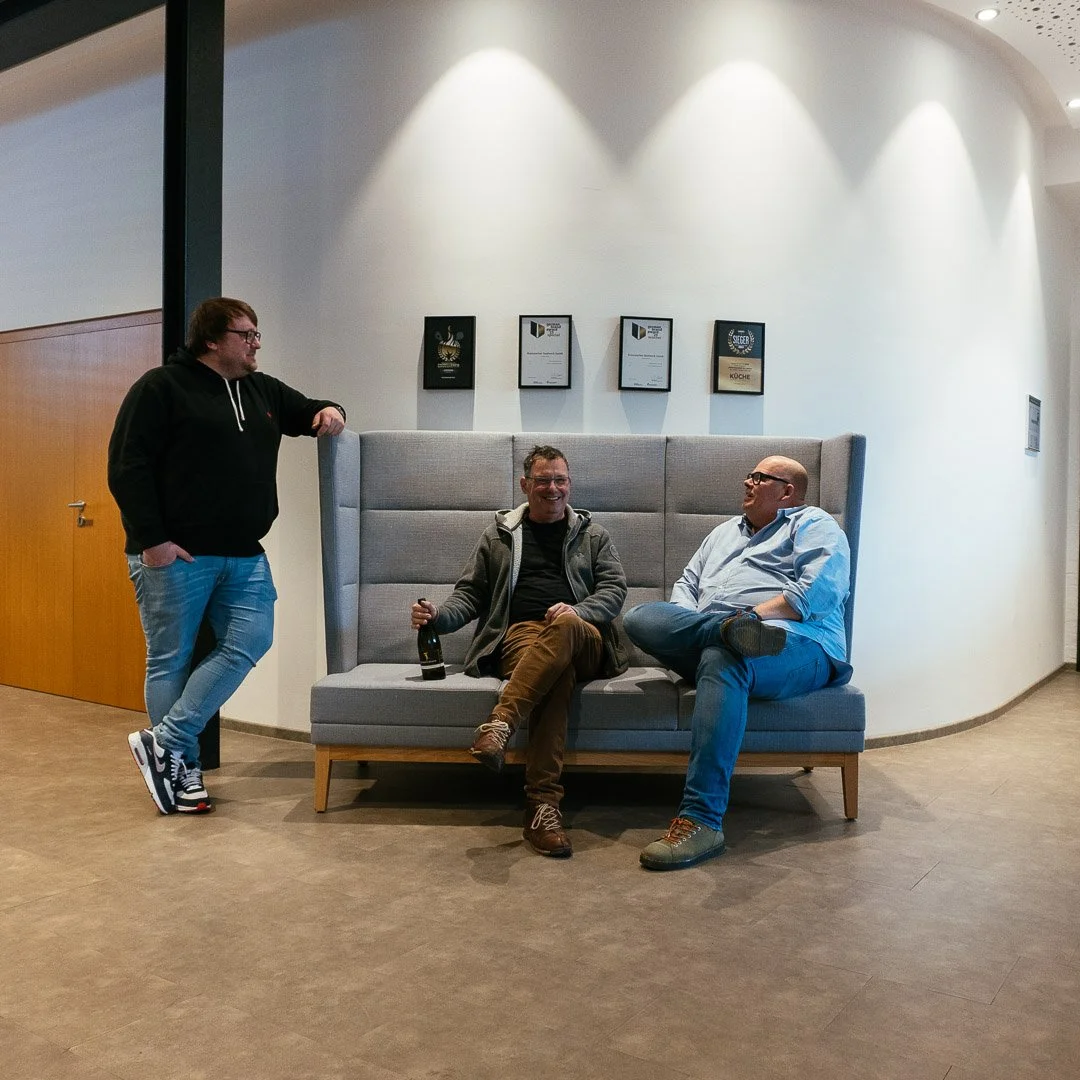 Das Weingut Fischborn-Schenk im schulzundtebbe LOFT.