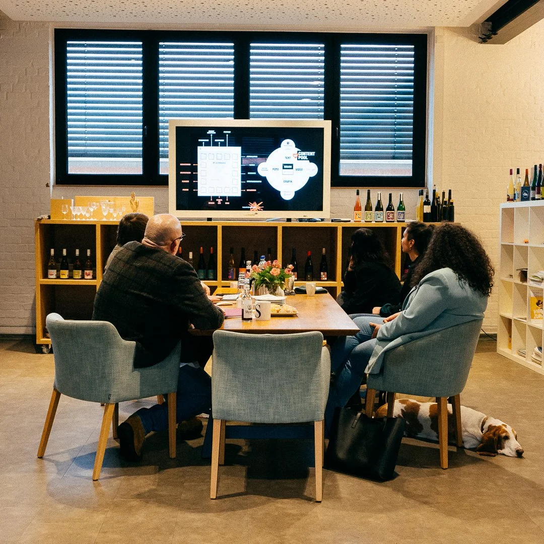 Heute zu Besuch: BUBEN &amp; MÄDCHEN GMBH