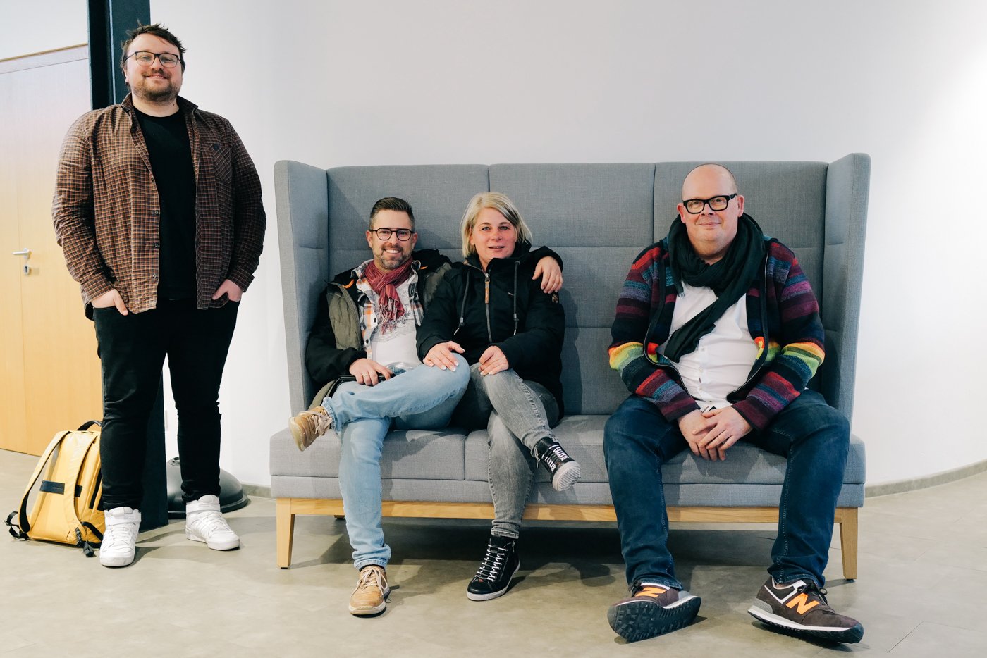 LANGE_COUCH_.jpg