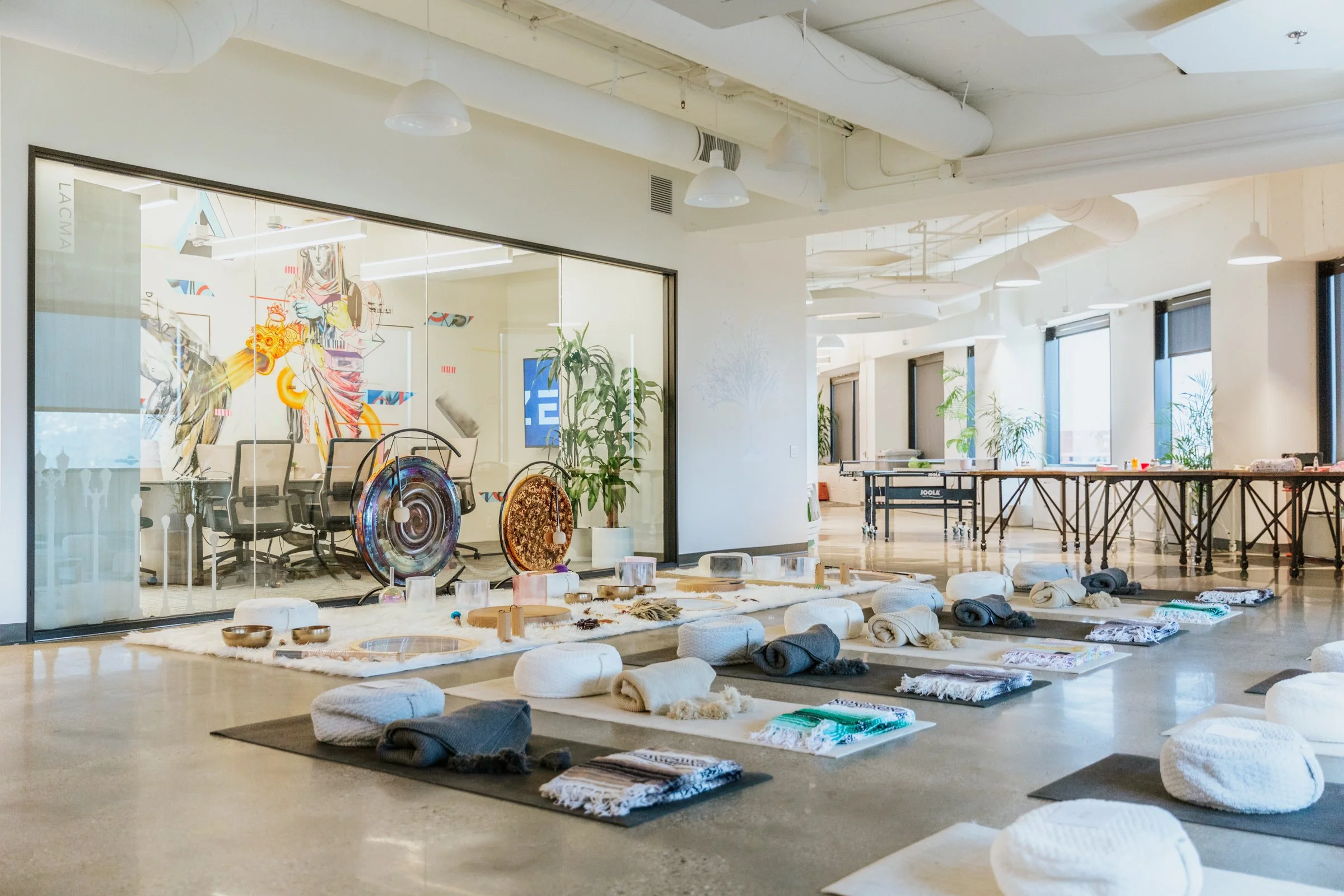 How Sound Healing Elevates Luxury Hospitality Experiences in Dubai and Abu Dhabi