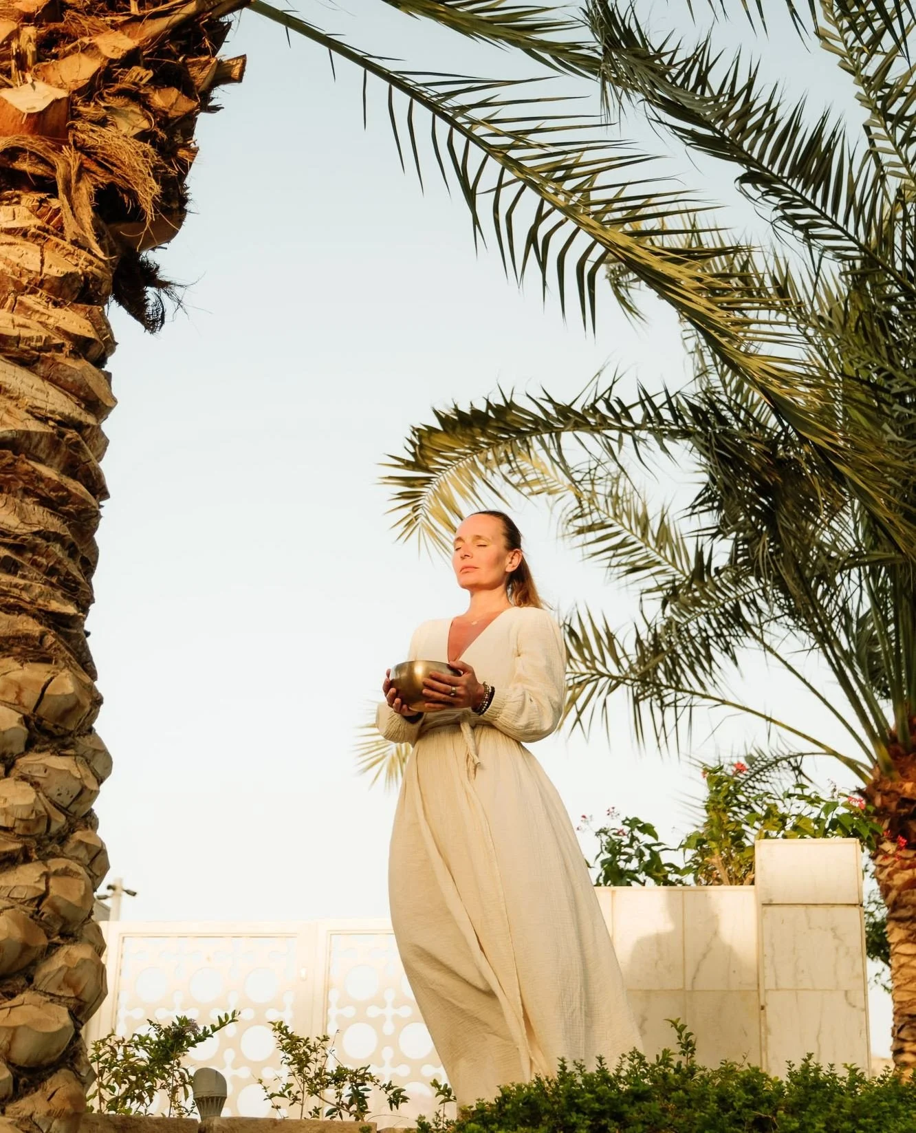 When I was diagnosed with Hashimoto&rsquo;s, I was told it was something I&rsquo;d have to manage for life.⁠
⁠
I was offered medication, told to &ldquo;reduce stress,&rdquo; and sent on my way.⁠
⁠
But something in me knew the root cause wasn&rsquo;t 