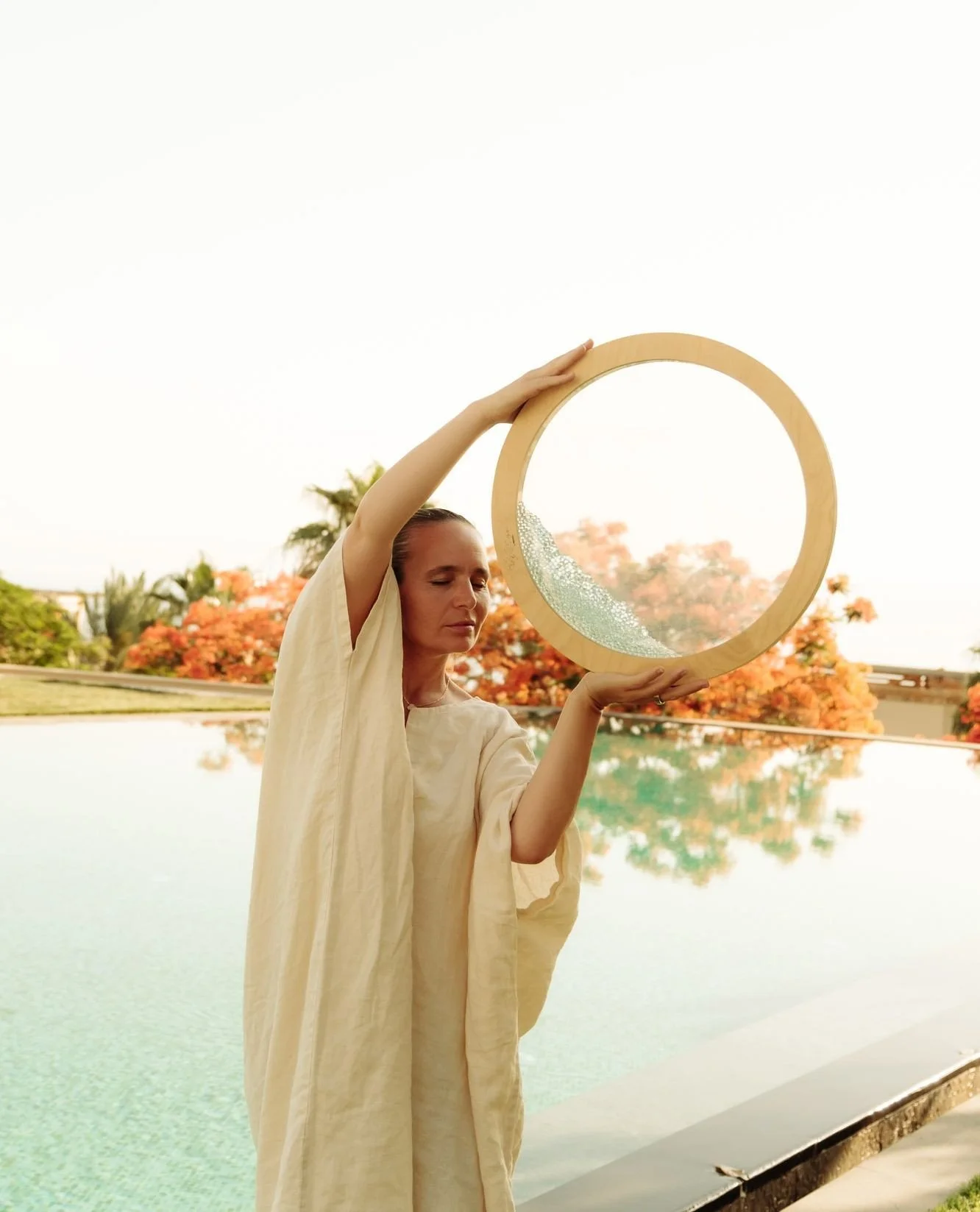 Every cell in the human body vibrates at a measurable frequency.⁠
⁠
Sound therapy works through entrainment: the process by which your brainwaves and heartbeat synchronize to an external rhythm.⁠
⁠
The Theta Drum is designed to guide the body into th