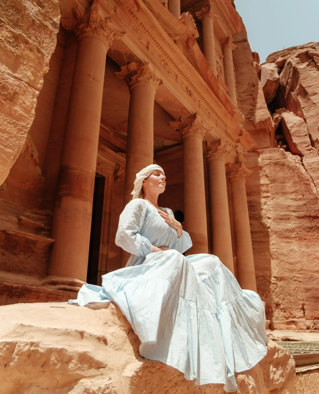 ⁠People keep asking what actually happens at the @destinationdeluxe Retreat in Jordan.⁠
⁠
We slow down.⁠
We sleep deeply.⁠
We regulate the nervous system.⁠
We remove noise, internal and external.⁠
⁠
There&rsquo;s sound, silence, nature, and intention