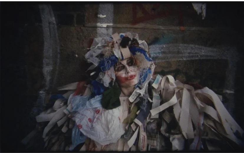 The High Kicks - Chewie Loves..