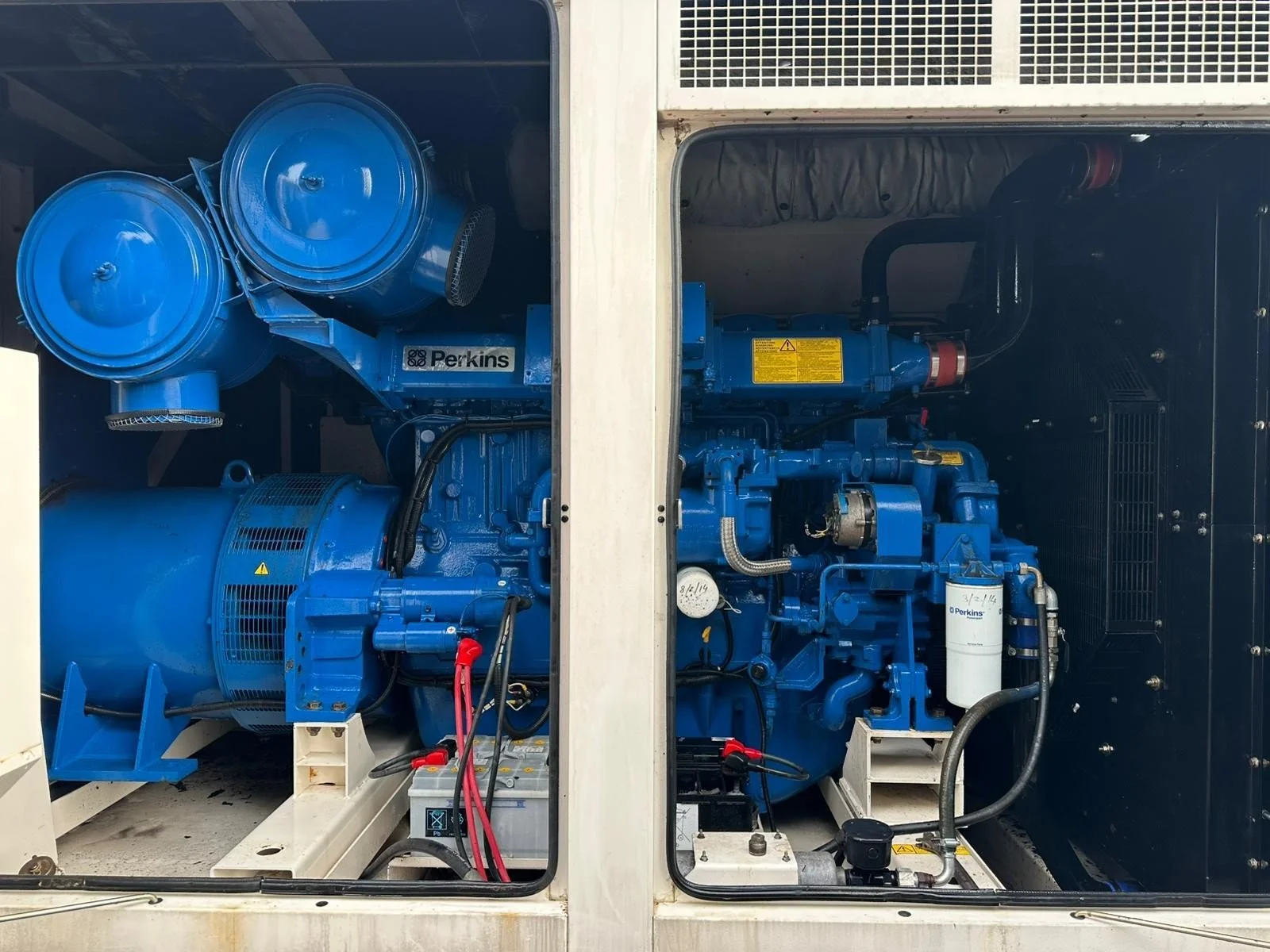 9Perkins 800 kVA Used Diesel Generator Near Me.jpg
