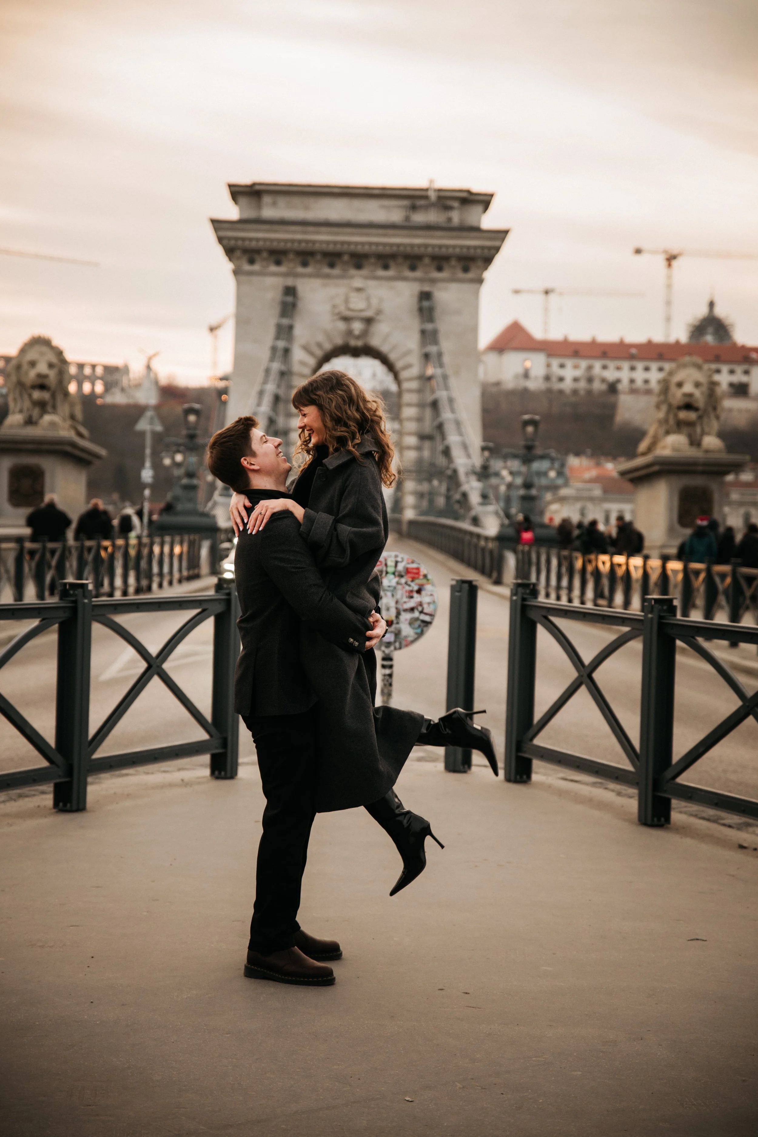 chain-bridge-surprise-proposal-mira-steve11.jpg