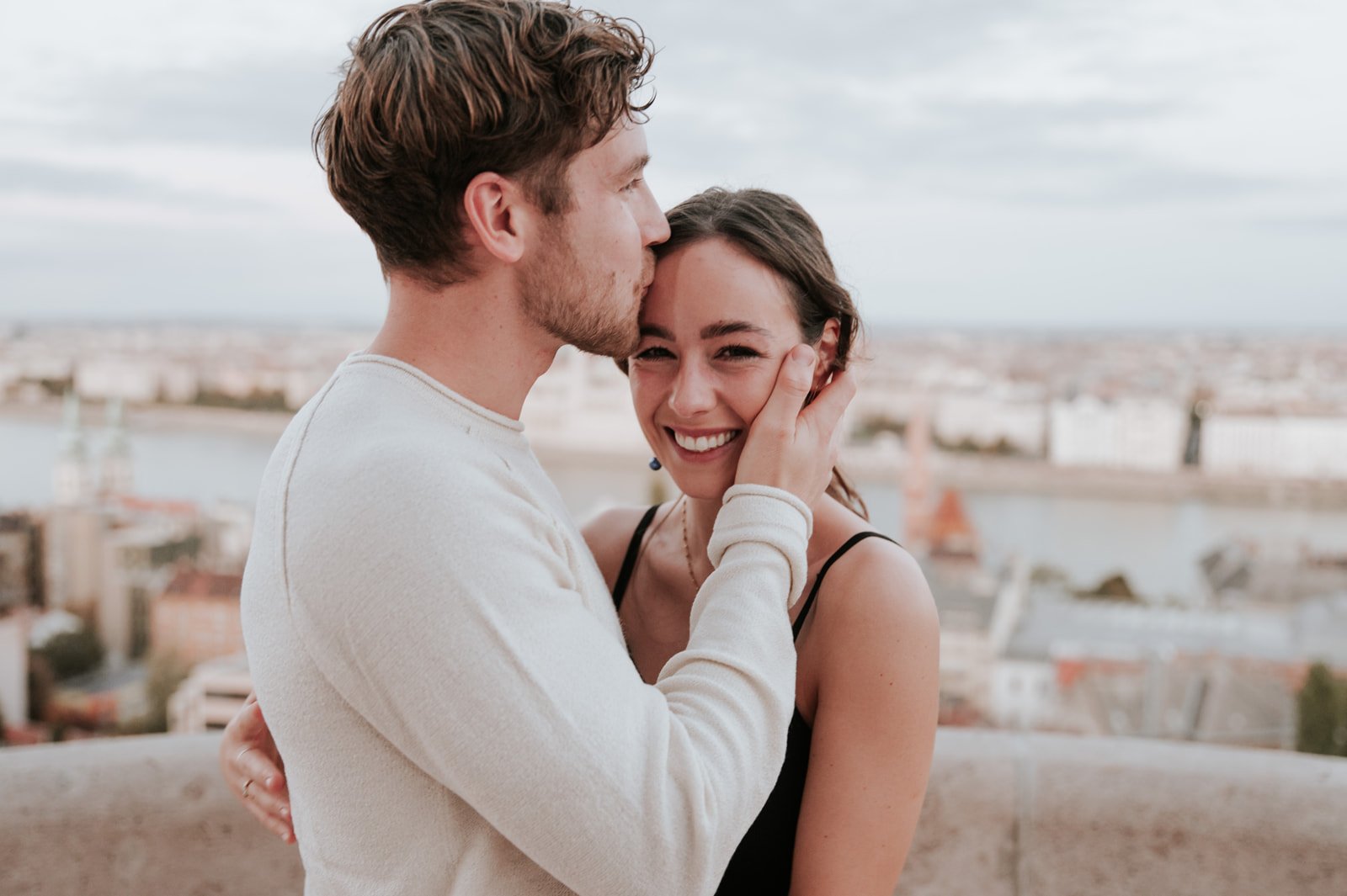 11-1-fishermans-bastion-propose-in-budapest5.jpg