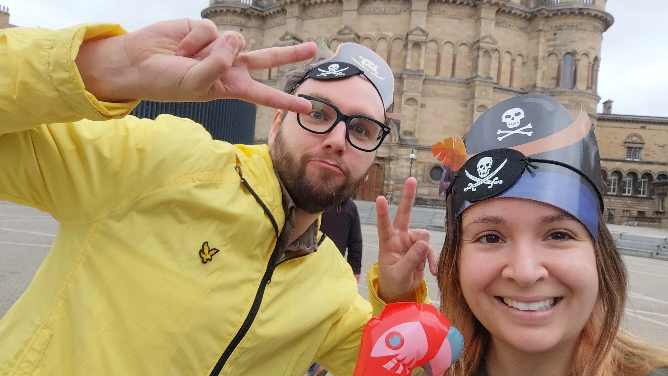 🧩 Staff Team Building Day 🧩

Thanks to @treasurehunttours and @badger.co for making it a great day!

#Staff #TeamBuilding #FunAtBridges