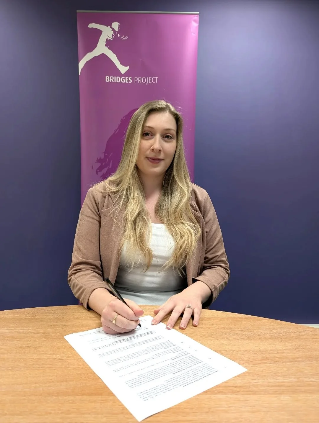 ✍️ Welcome to the staff team, Rachael!

Rachael is our new Young Carers Support Worker for the Young Carers Programme!

If you have been visiting Bridges lately, you might recognise Rachael as she has already done a counselling placement with us 😊 
