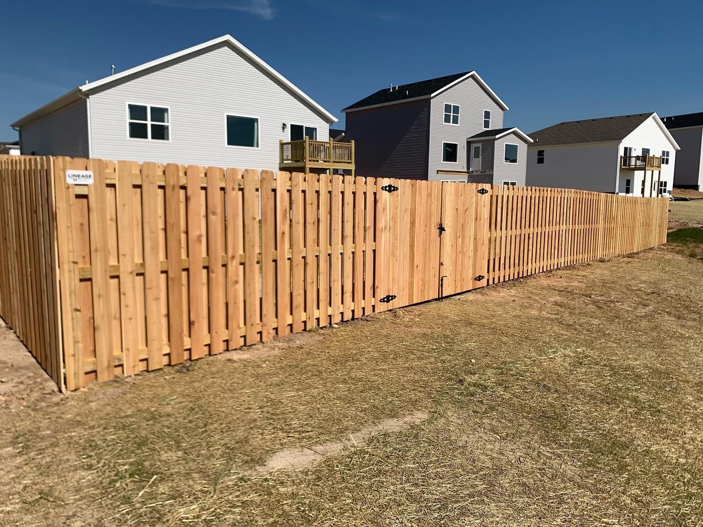 Another monster of a fence for the Cheyenne Valley community in Nixa. 

A 272 foot cedar shadow box! Does it get any better!?!